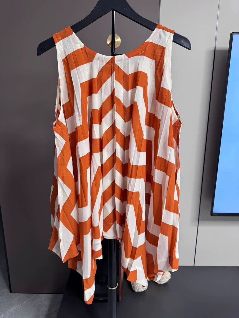 Issey Miyake Issey Miyake size:2 Orange and white striped sleeveless to Size S / US 4 / IT 40 - 2 Thumbnail