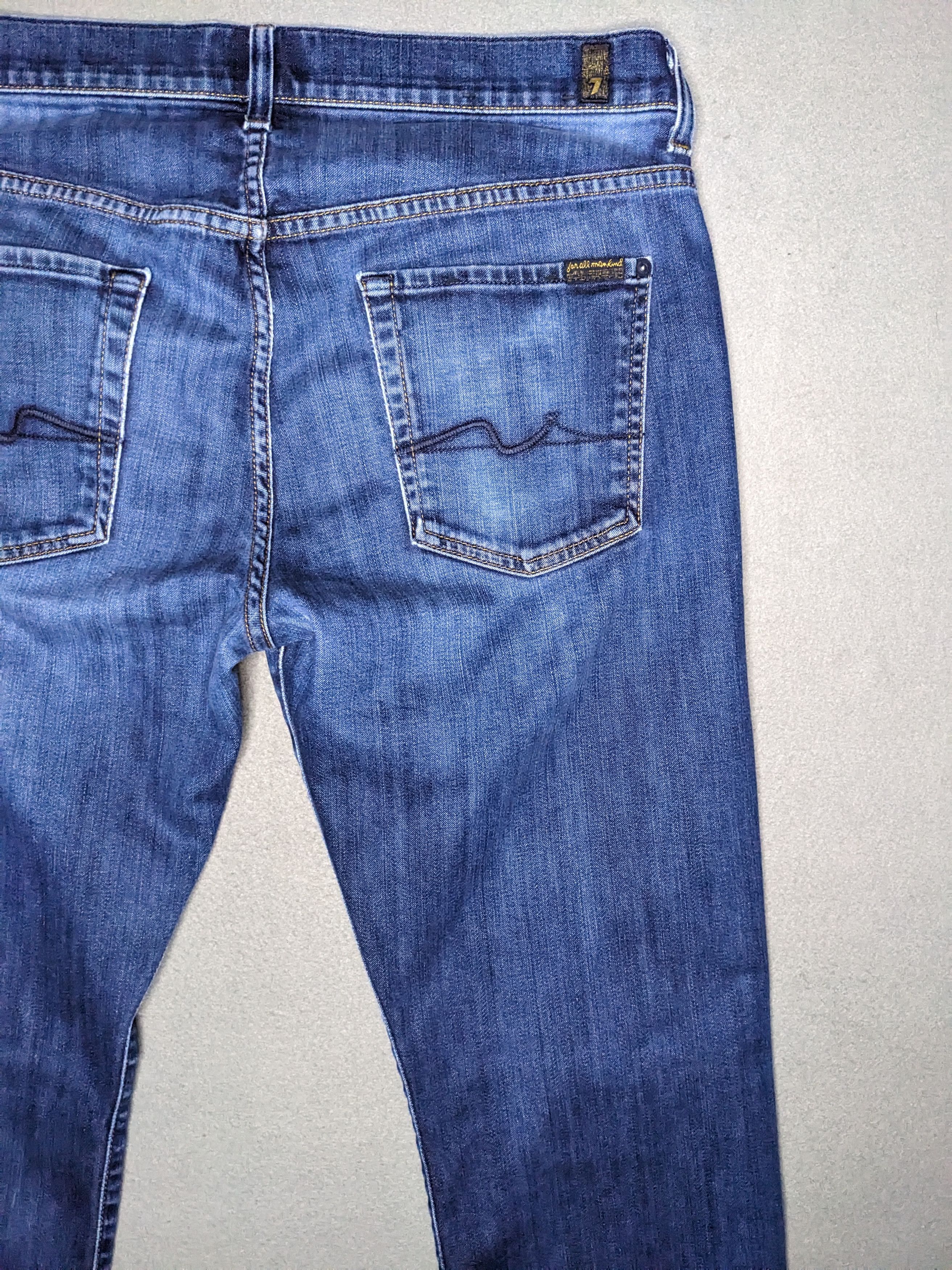 7 For All Mankind 7 For All Mankind Straight Luxe Performance Jeans 35x33 Size US 35 - 8 Thumbnail