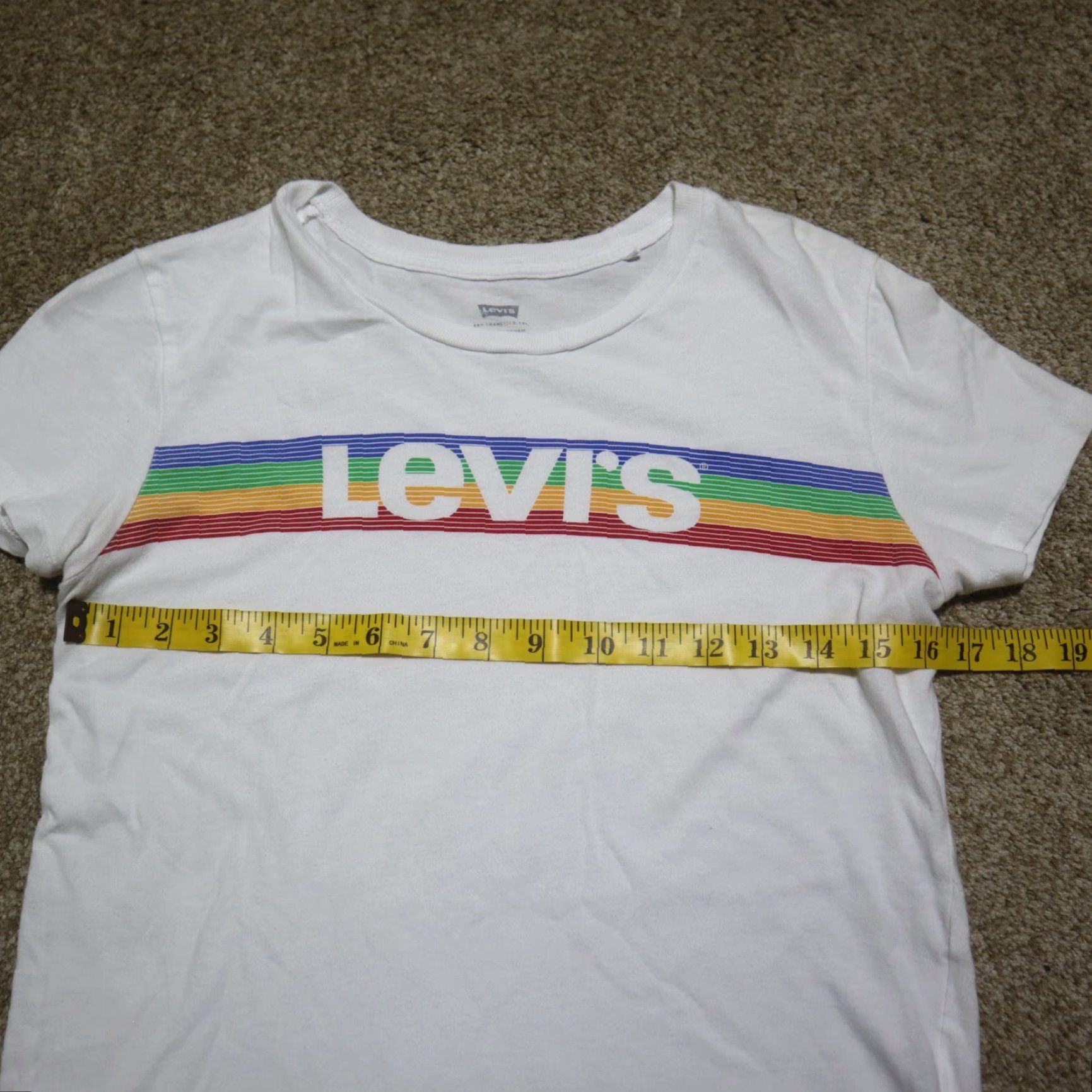Levi's Levi's Shirt Women T-Shirt Crew Neck Short Sleeve Size S White Cotton Basic Size S / US 4 / IT 40 - 4 Thumbnail