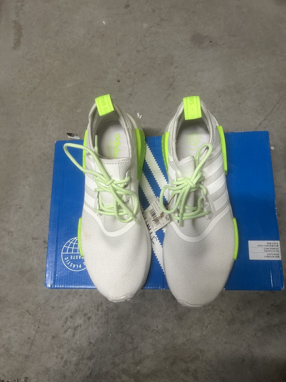 Adidas NMD _ R1 Adidas Size US 9.5 / EU 42-43 - 3 Thumbnail