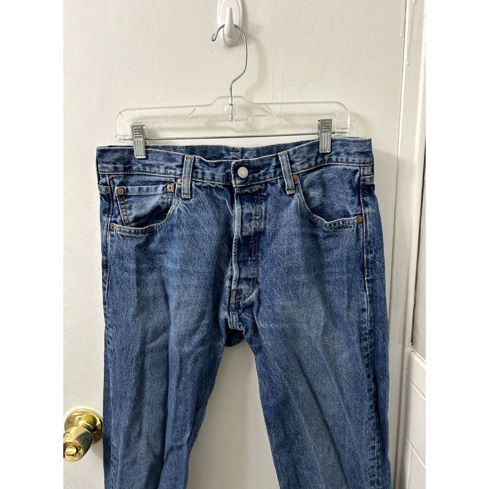 Levi's Levi's 501 Jeans Mens 34x35 Medium Wash Blue Original Fit Denim Button Fly Straight 90s Vintage Pockets Mens Size US 34 / EU 50 - 7 Thumbnail