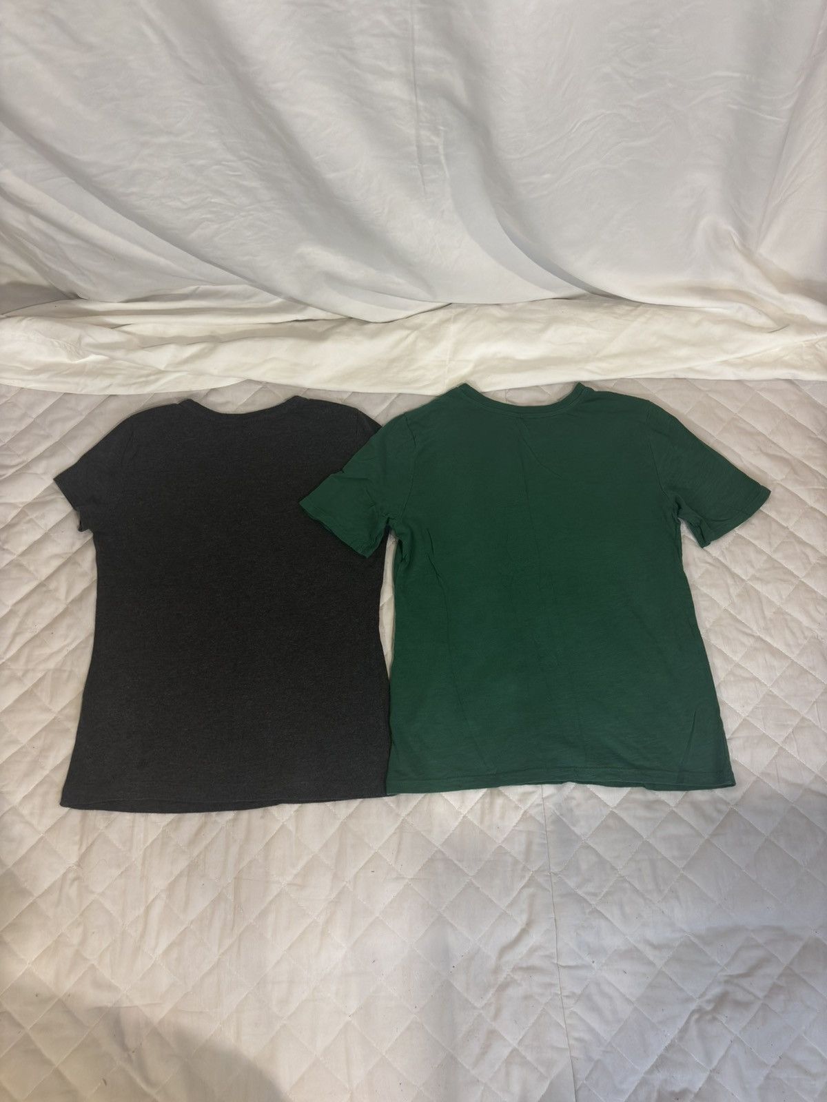 Banana Republic 2 Gray & Green T.shirts.wt803 Size XS / US 0-2 / IT 36-38 - 9 Thumbnail