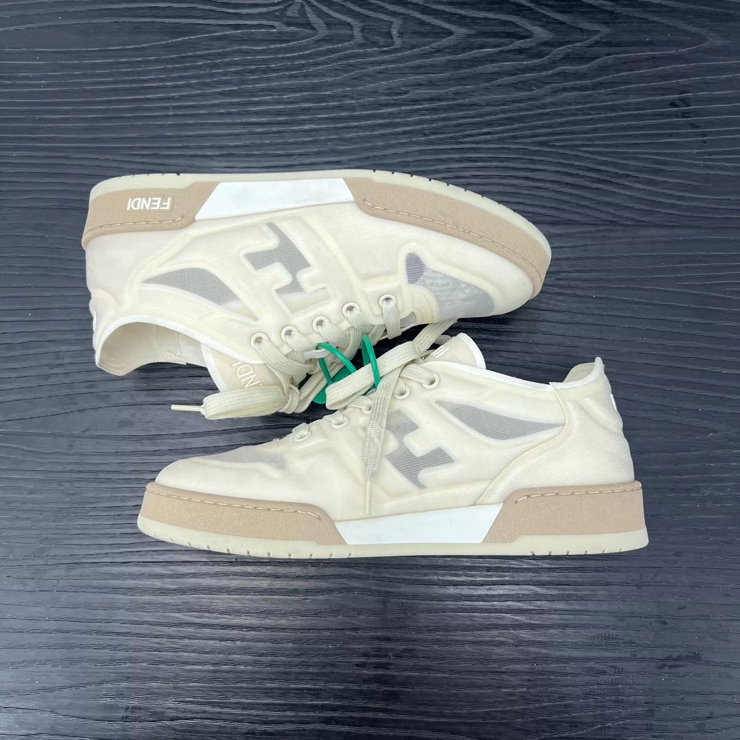 Fendi Fendi Match Milk White 38 Mint Size US 7.5 / IT 37.5 - 2 Thumbnail