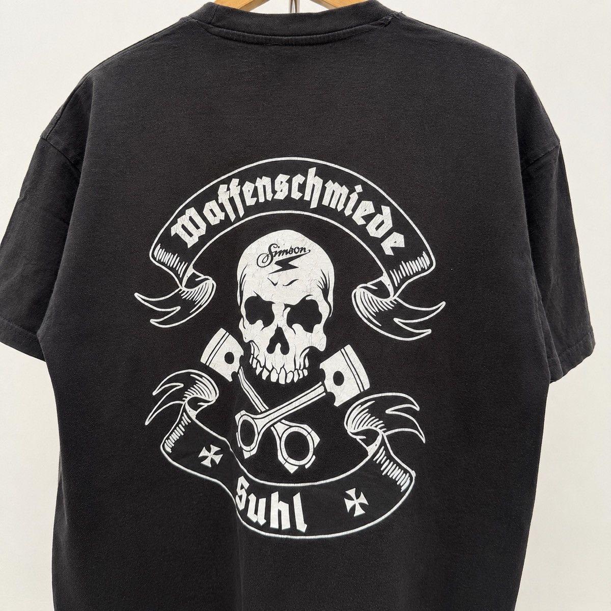 Vintage Vorsicht Ost Deutscher Waffenschmiede Suhl Skull Graphic Tee Size US L / EU 52-54 / 3 - 6 Thumbnail