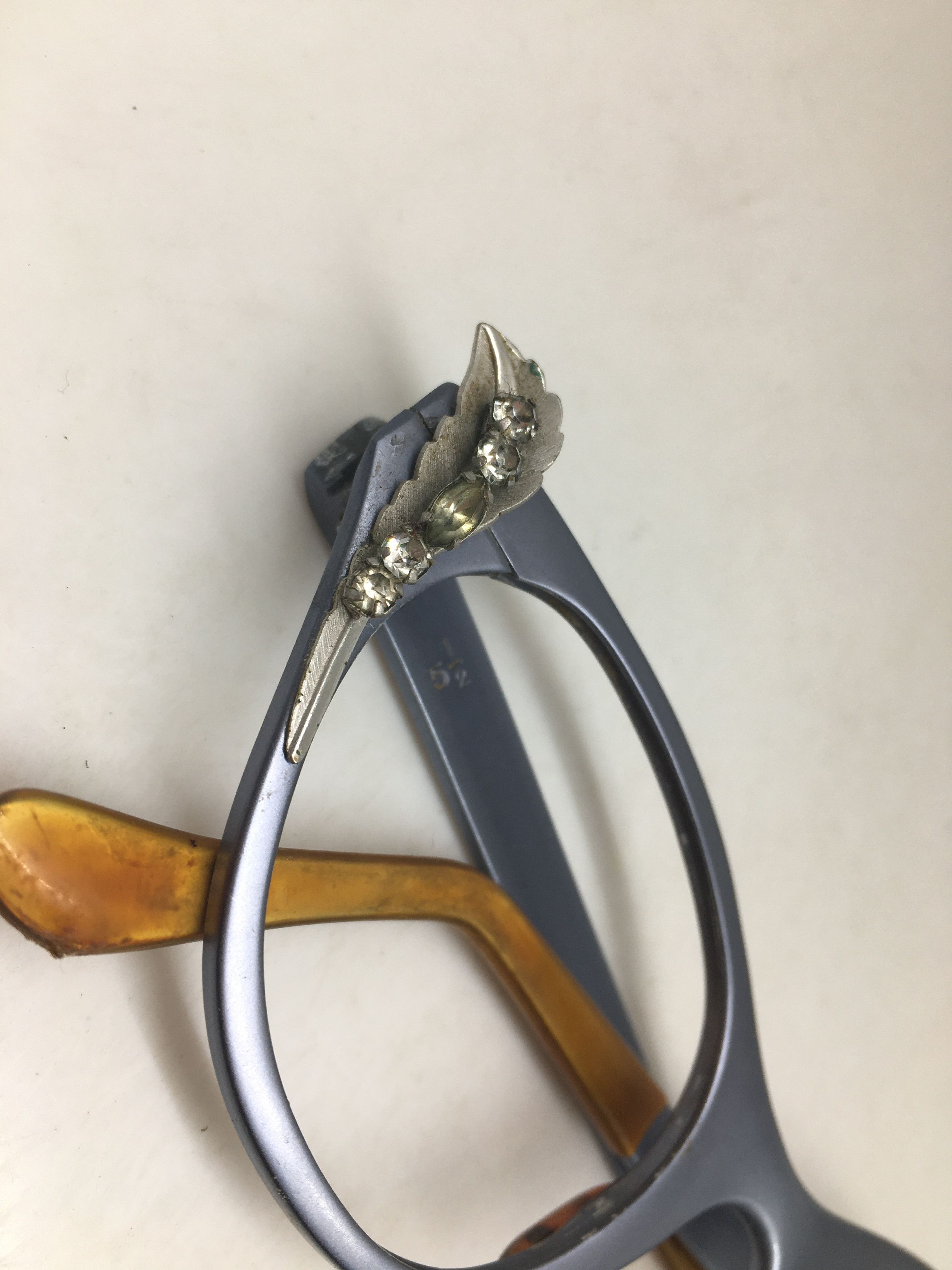 Vintage Vintage 50 AluminiumTura Cateye Diva Girls Eyeglasses Size ONE SIZE - 7 Thumbnail