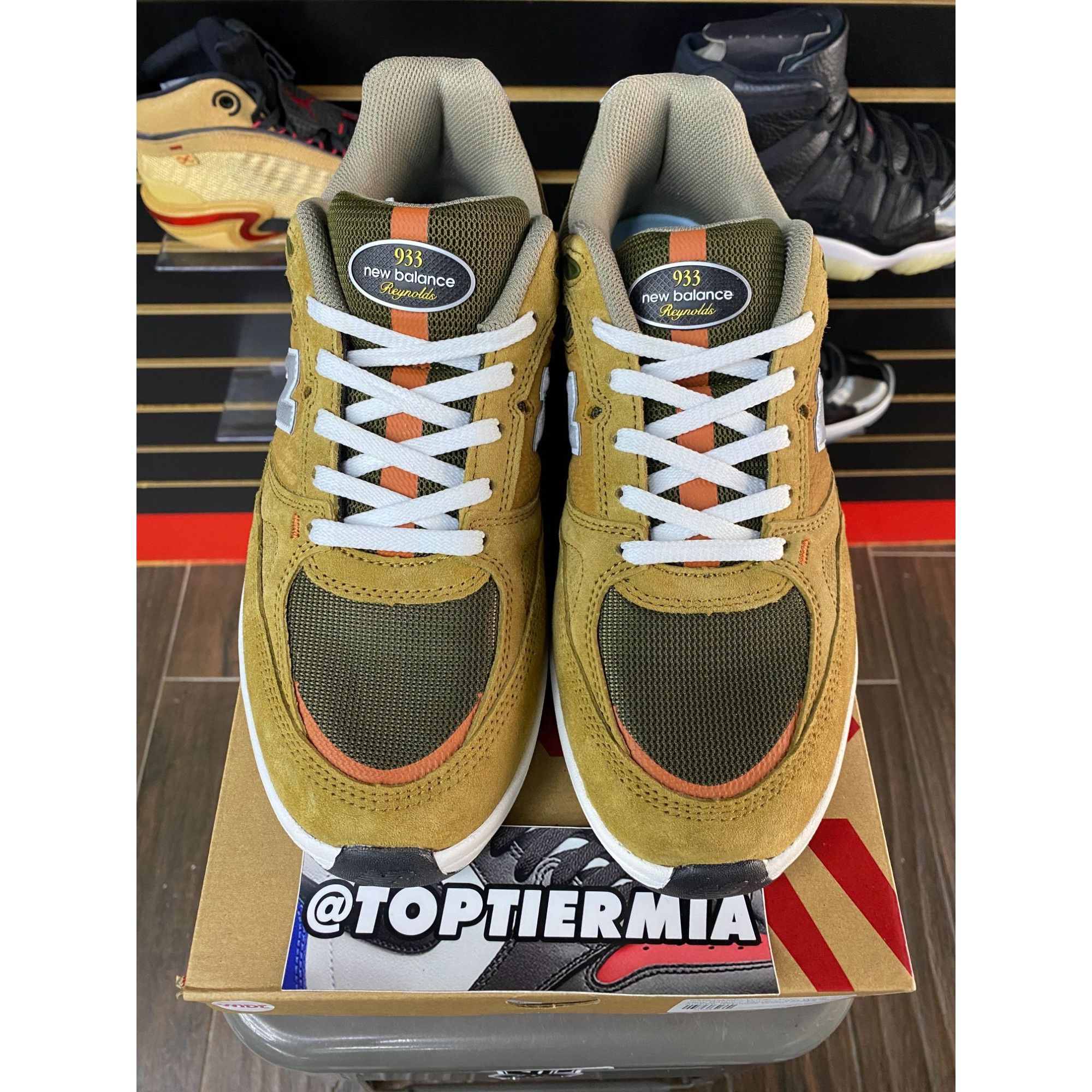 New Balance NEW BALANCE NUMERIC 933 ANDREW REYNOLDS WHEAT SZ 10 Size US 10 / EU 43 - 2 Thumbnail