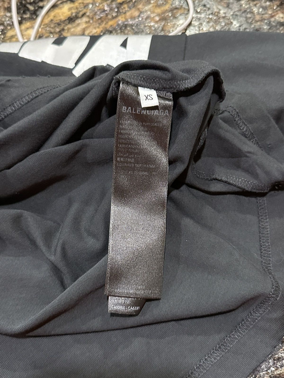 Balenciaga Balenciaga Distressed Type Silver Duct Tape Logo Black Tee Size US XS / EU 42 / 0 - 12 Thumbnail
