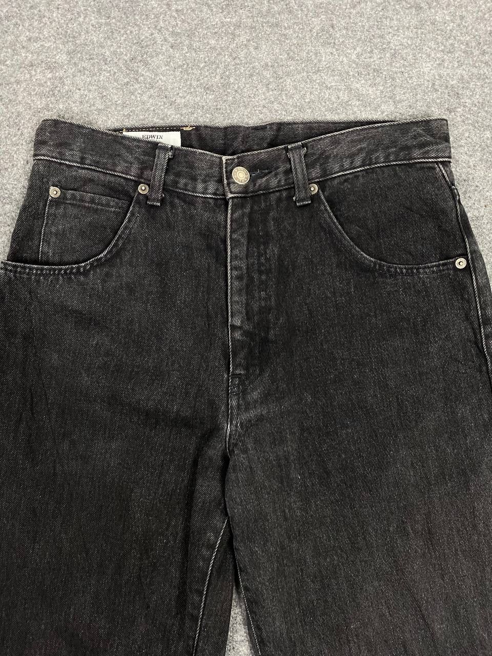 Edwin vintage edwin black distressed denim Size US 31 - 6 Thumbnail
