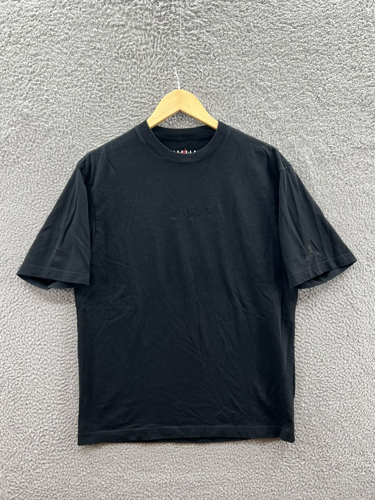 J Balvin × Jordan Brand Nike Jordan x J Balvin FW23 Black T-Shirt FV1379-010 Size US M / EU 48-50 / 2 - 1 Thumbnail