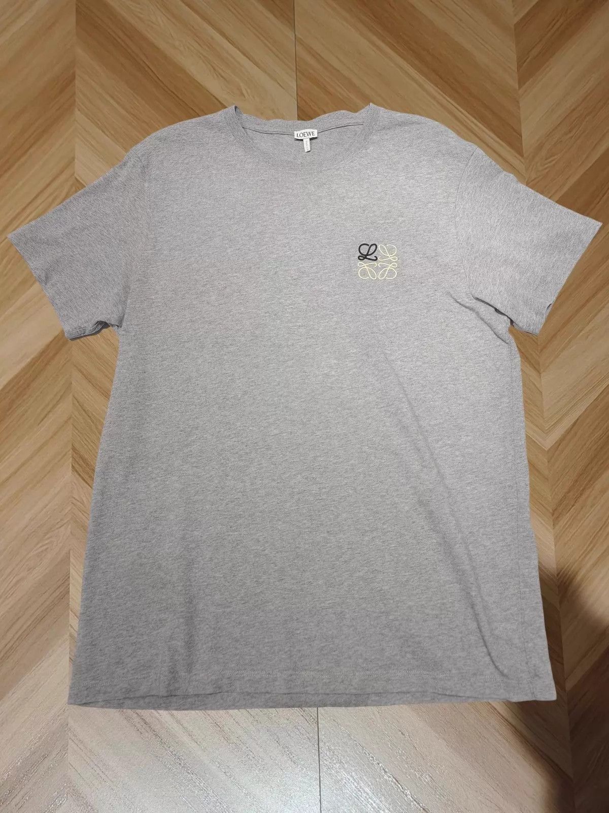 Loewe LOEWE 99 New Classic Embroidered Short Sleeve Tee L Size L / US 10 / IT 46 - 1 Thumbnail