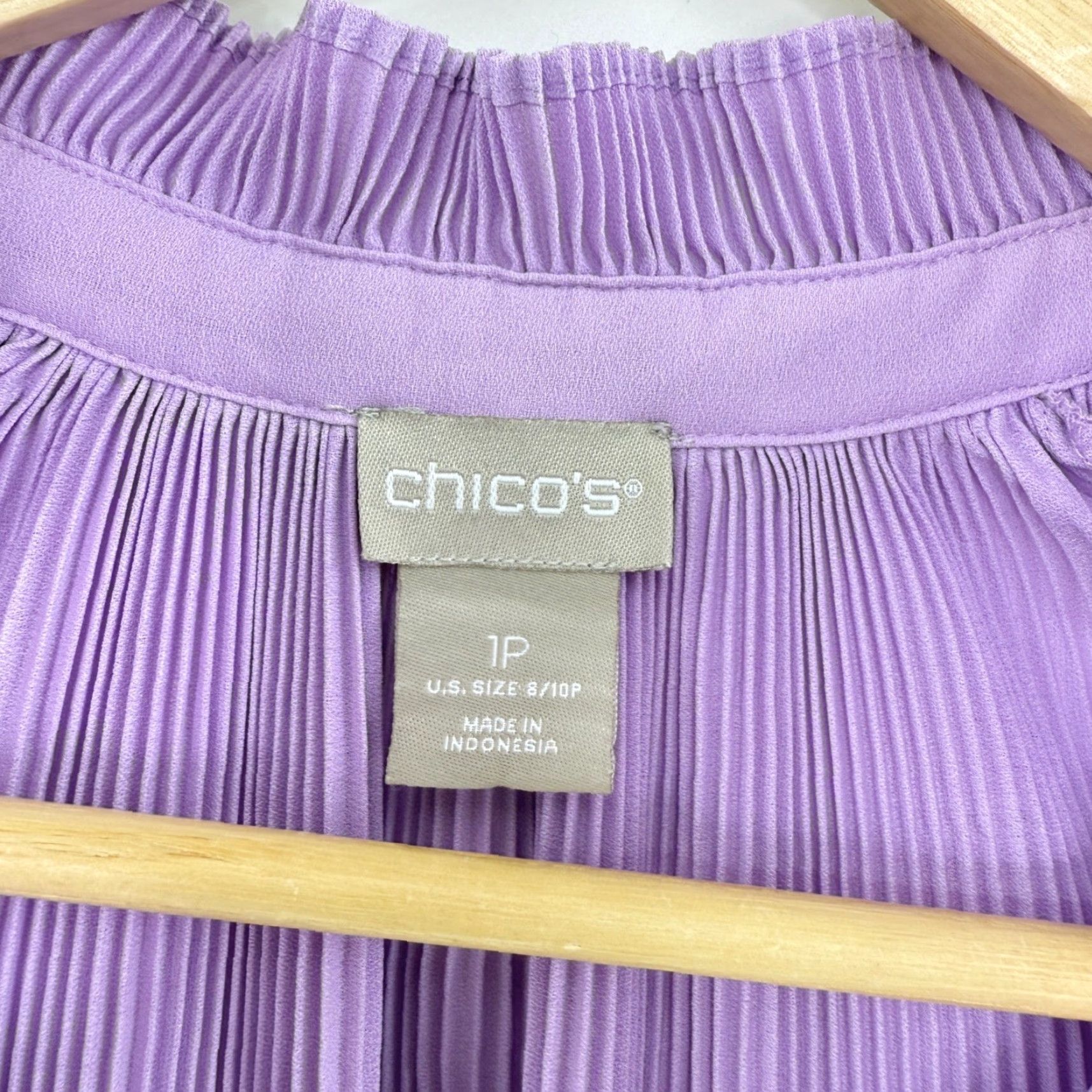 Vintage Chico's Purple Blouse Long Sleeve V-Neck Tie Buttoned Cuffs Pleated 1P Womens Office Dressy Top Size XS / US 0-2 / IT 36-38 - 4 Thumbnail