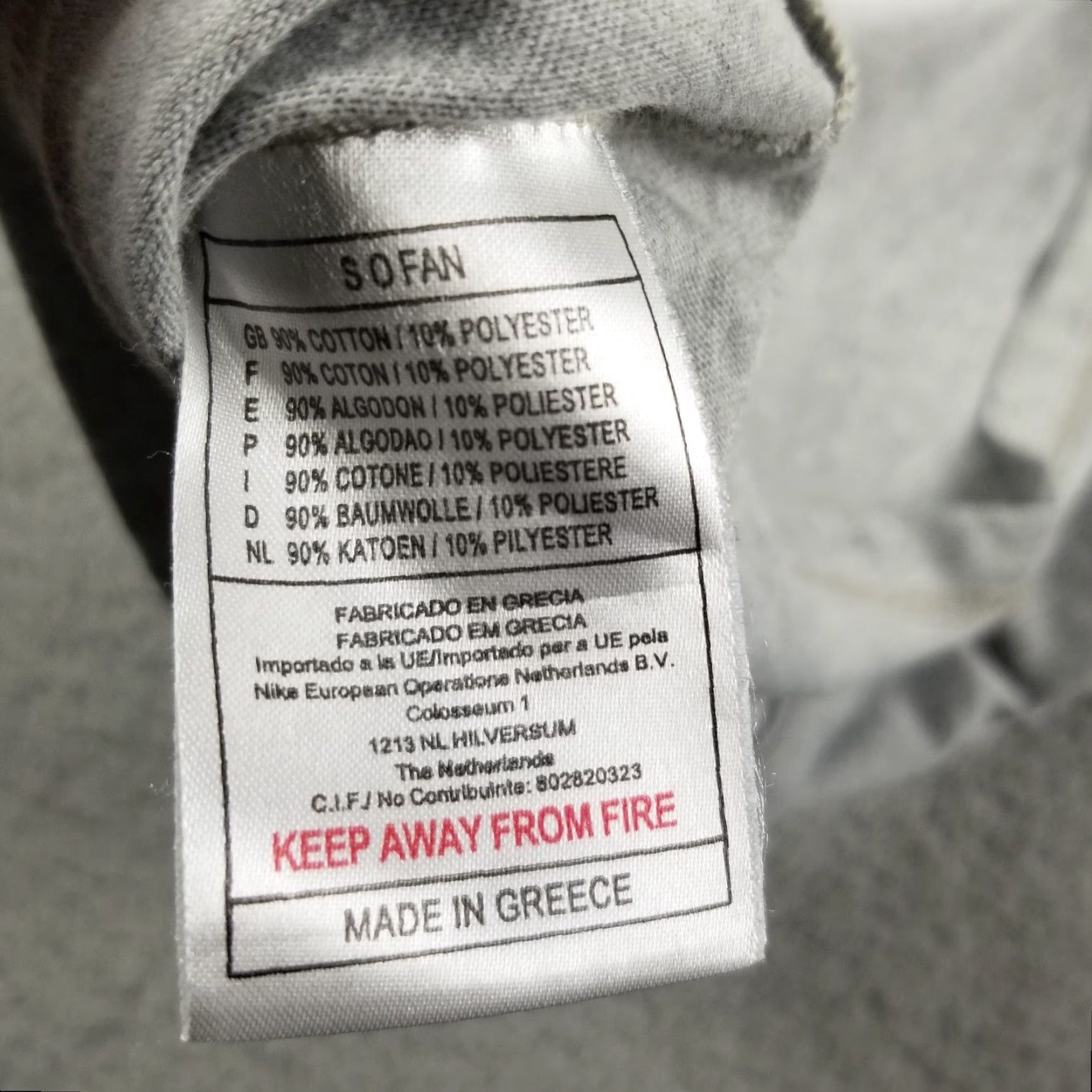 Nike VINTAGE Nike T-Shirt 90s Gray XL Made in Greece Mens Size US XL / EU 56 / 4 - 7 Thumbnail