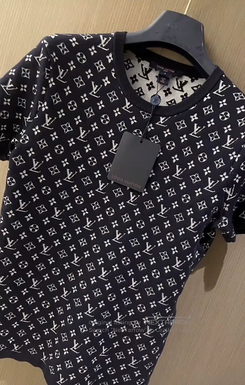 Louis Vuitton Louis Vuitton SS25 classic logo full print design short sl Size S / US 4 / IT 40 - 1 Thumbnail