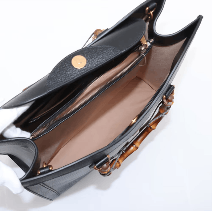 Gucci Bamboo Diana Pigskin Two-Way Handbag Size ONE SIZE - 8 Thumbnail
