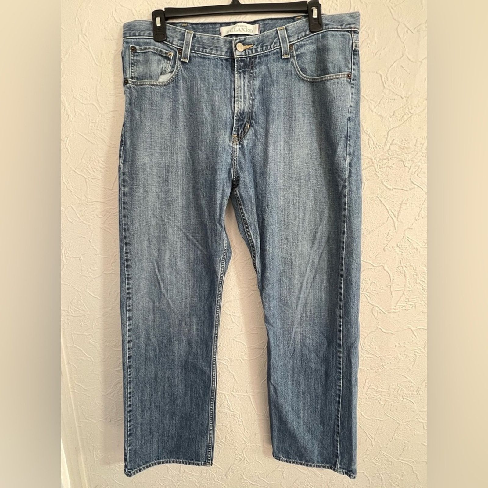 Tommy Hilfiger Hilfiger Brand Denim Freedom Relaxed Fit Jeans Men's 38x32 Size US 38 / EU 54 - 1 Thumbnail
