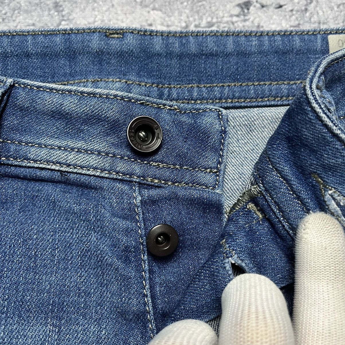 Diesel Vintage Diesel Distressed Denim Jeans Buster Streetwear Y2K Size US 32 / EU 48 - 8 Thumbnail