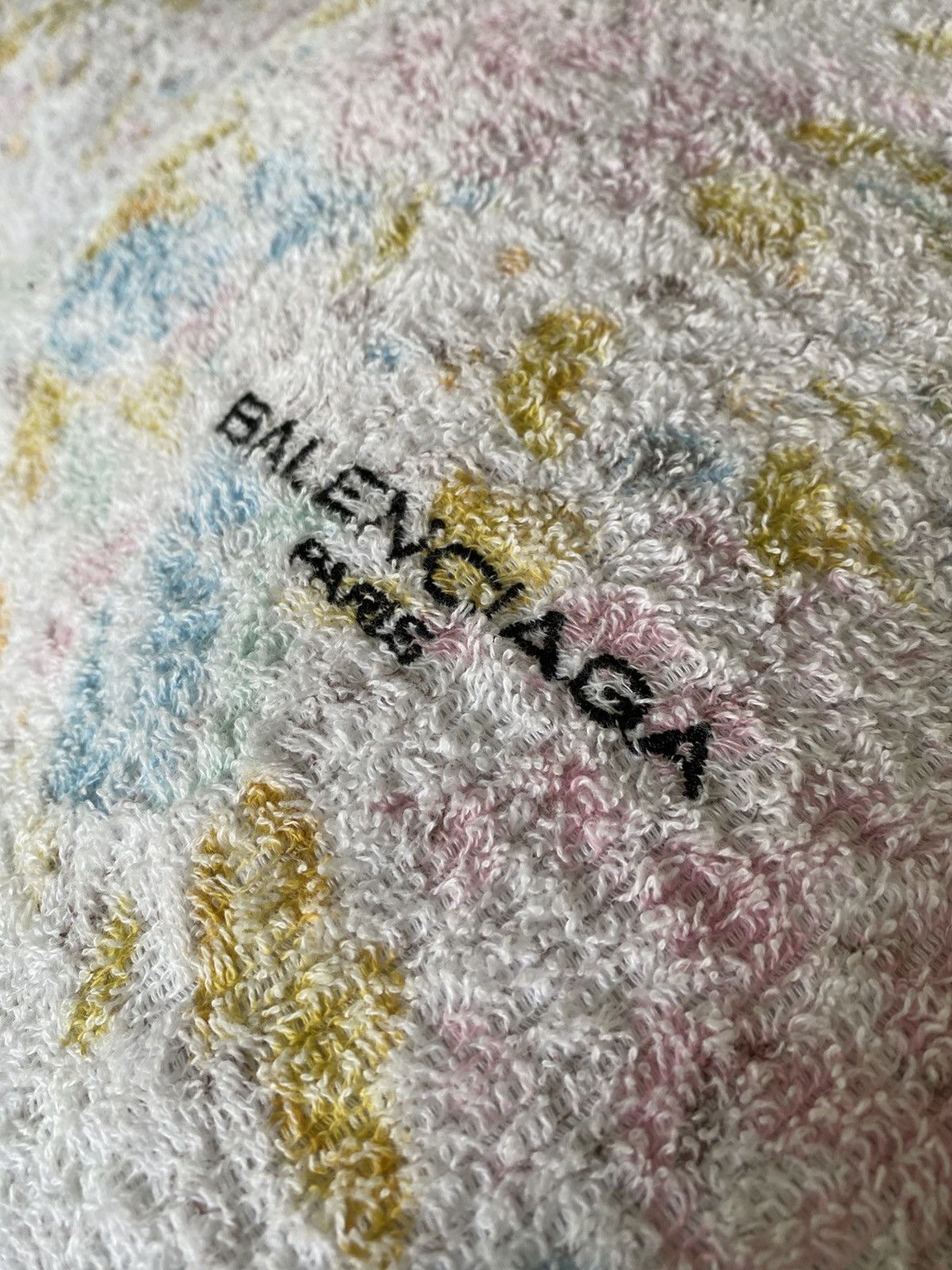Balenciaga × Vintage VTG BALENCIAGA PARIS EMBROIDED SINGLE BLANKET 140cm x 240cm Size ONE SIZE - 3 Thumbnail
