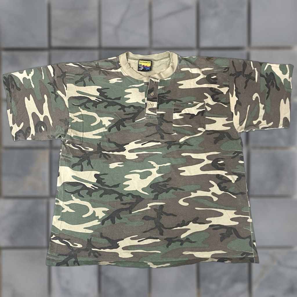 Vintage VINTAGE Sasquatch Shirt Adult 2XL Green Camouflage Hunting Distressed Graphic Tee Mens 1990s Brown Green Camouflage 2XL Retro Faded Size US XXL / EU 58 / 5 - 1 Thumbnail