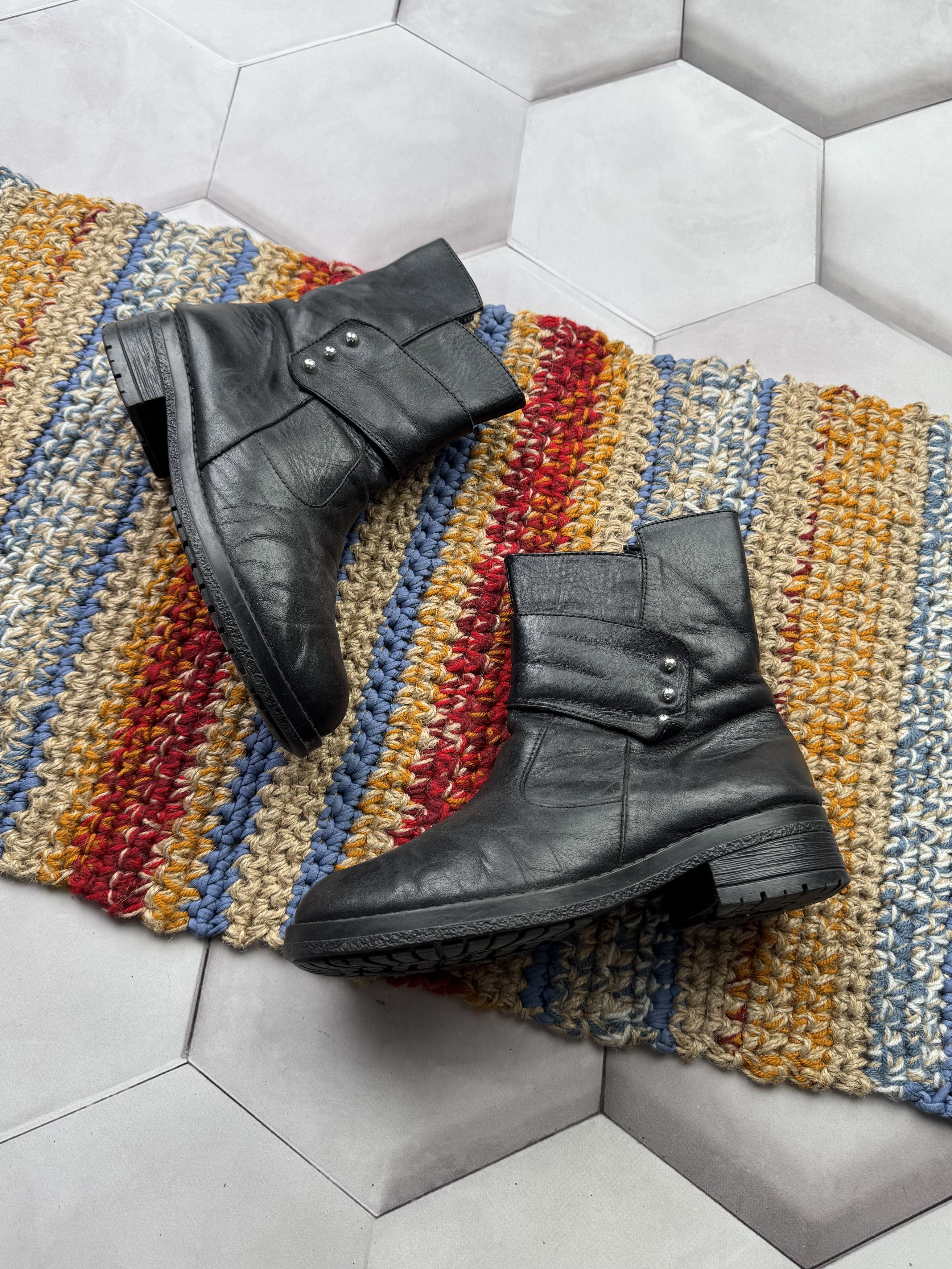 Vintage Vintage Leather Boots Size US 9 / IT 39 - 1 Thumbnail