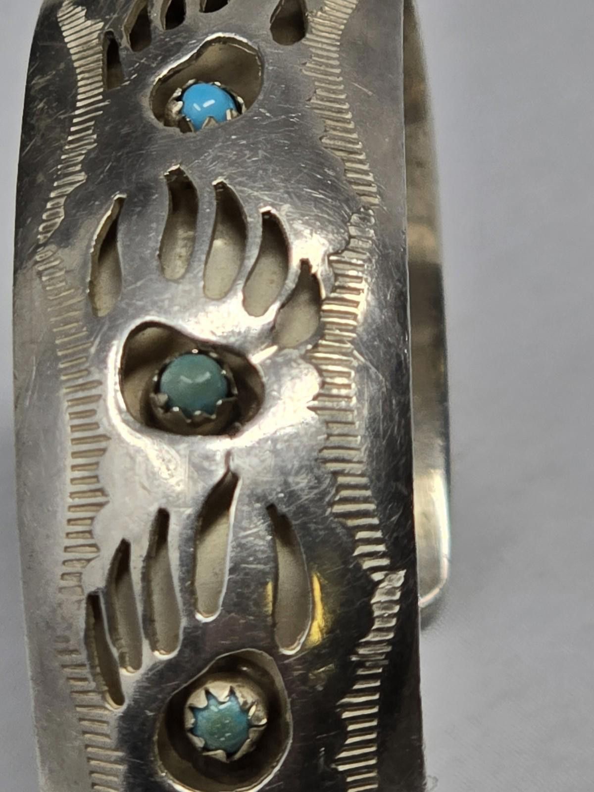 Other Pearlene Spencer Navajo Sterling Turquoise Bear Paw Cuff Size ONE SIZE - 5 Thumbnail