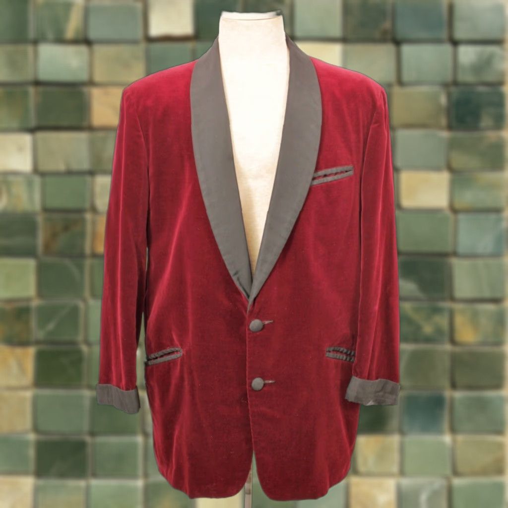 VTG Vintage 50s Smoking Jacket Robe / Red Velvet 44 Mens Hugh Hefner Style - 1950s