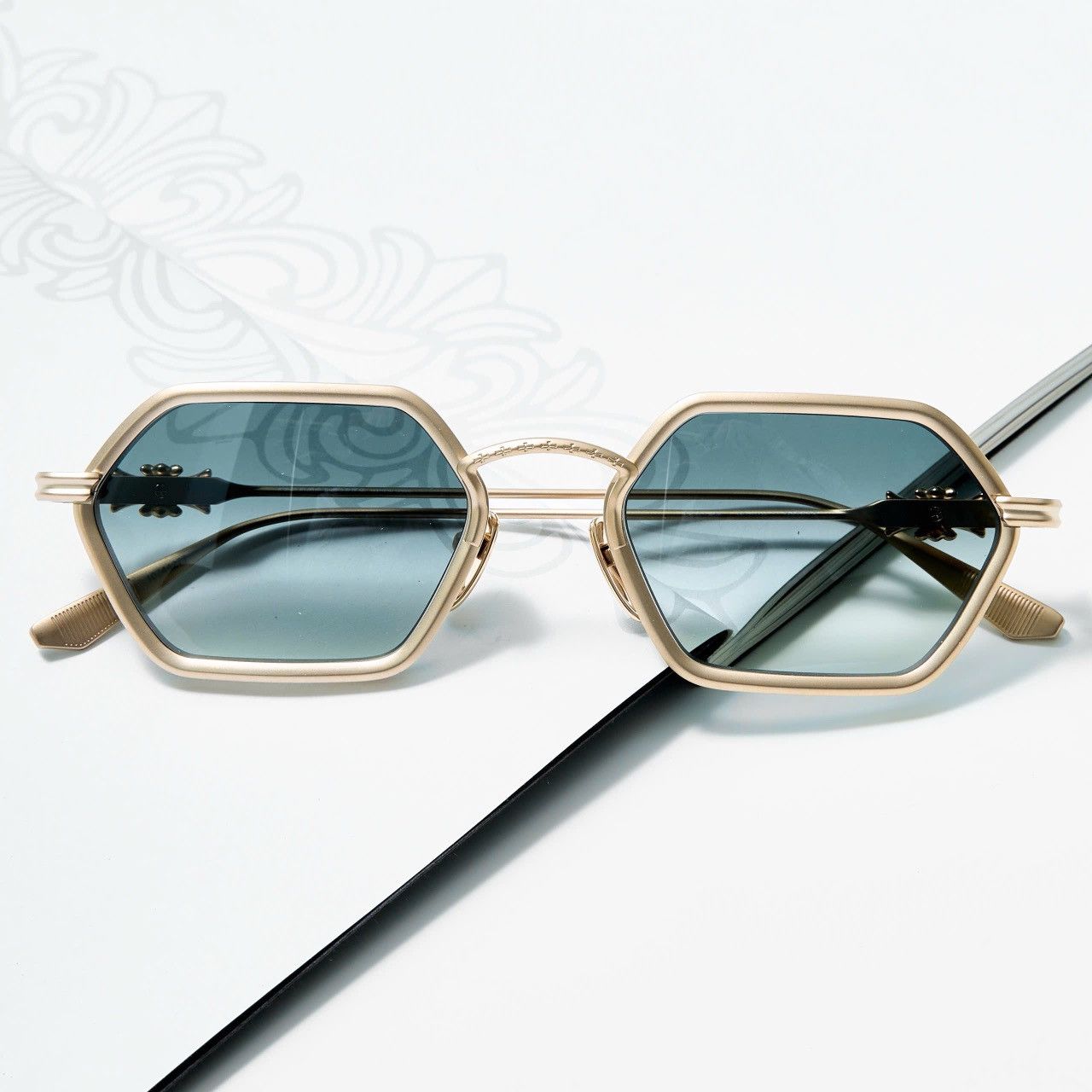 Chrome Hearts CHROME HEARTS DATASS MATTER GOLD PLATED SUNGLASSES Size ONE SIZE - 6 Thumbnail