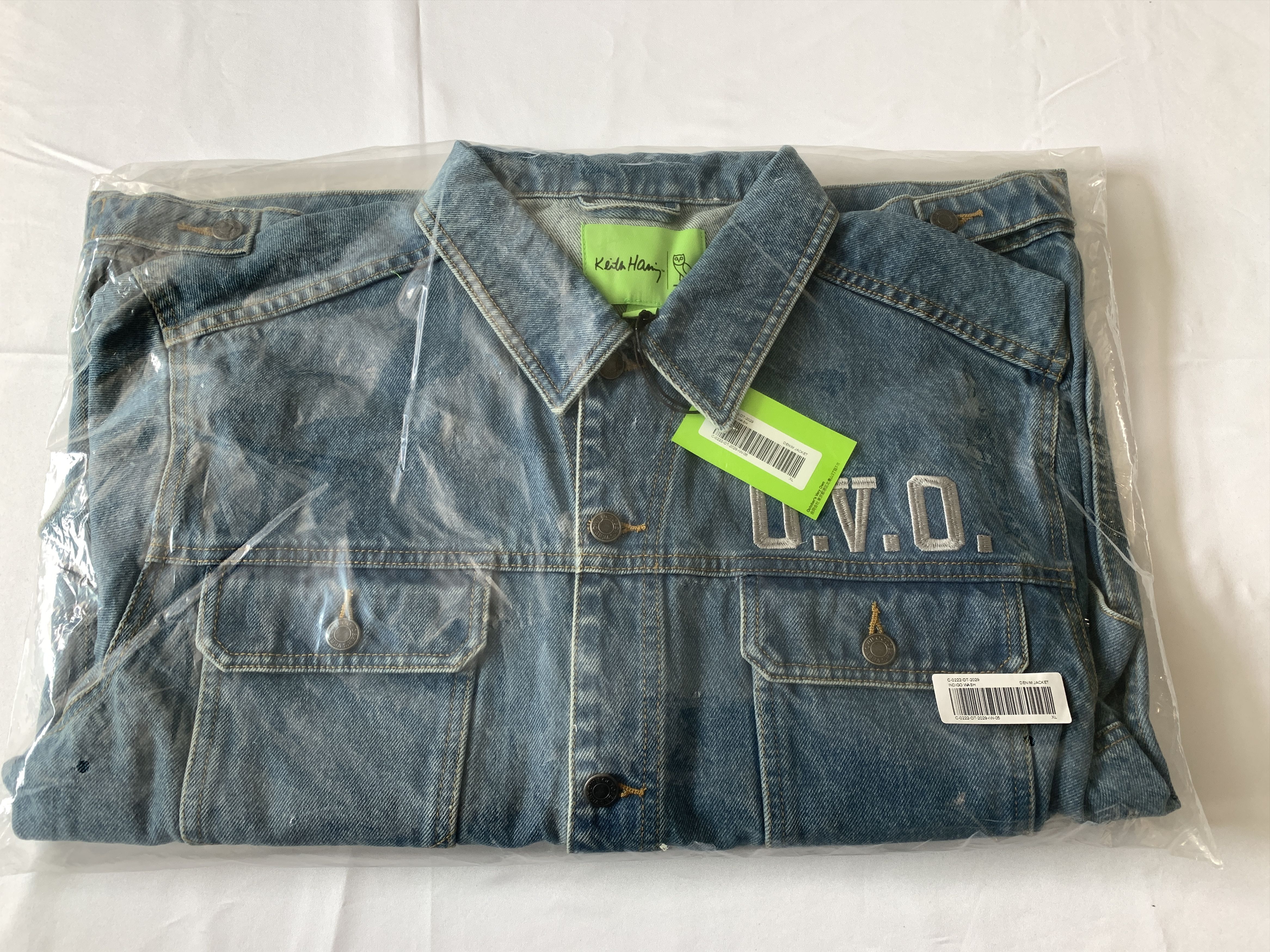 Drake OVO x Keith Haring Denim Trucker Jacket Washed Indigo Size US XL / EU 56 / 4 - 3 Thumbnail