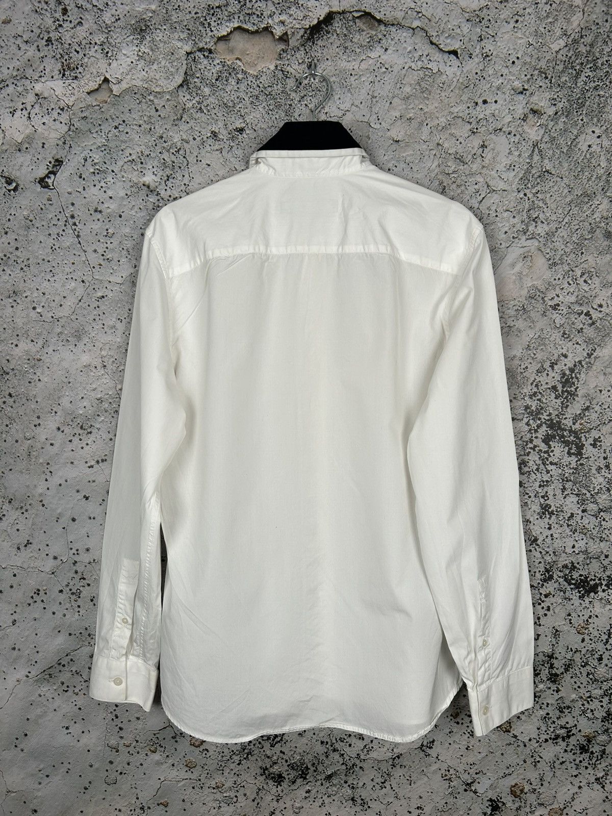 Designer × Givenchy Givenchy White Shirt Black Collar Designer Luxury Vintage Size US L / EU 52-54 / 3 - 6 Thumbnail