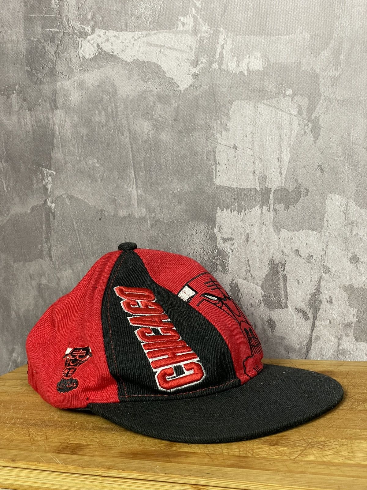 NBA × Vintage Vintage Chicago Bulls NBA cap hat sports specialties 90s Size ONE SIZE - 2 Thumbnail