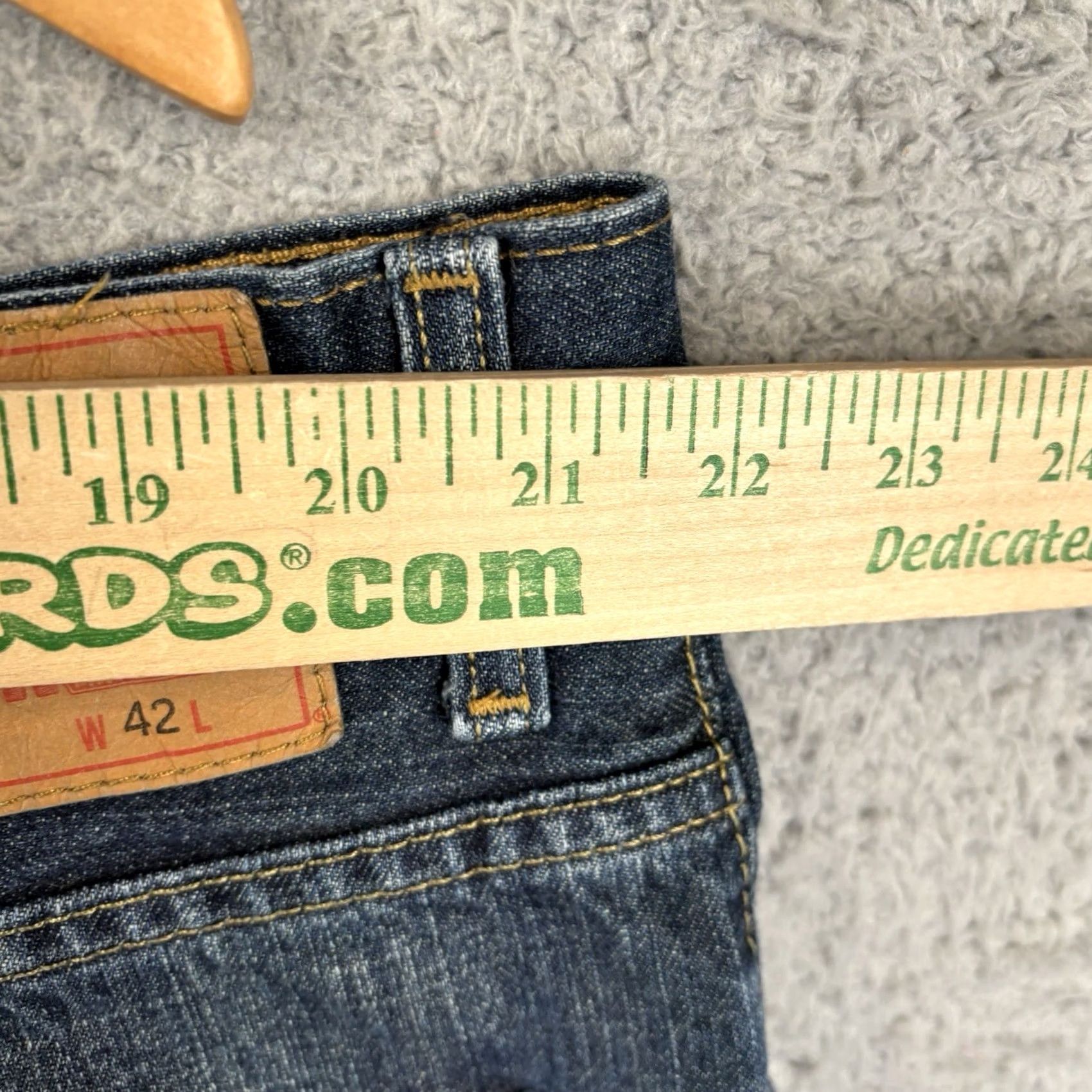 Levi's VINTAGE Levi's 569 Shorts Men 42 Loose Fit Baggy Dark Wash Denim Retro 90s Size US 42 / EU 58 - 4 Thumbnail
