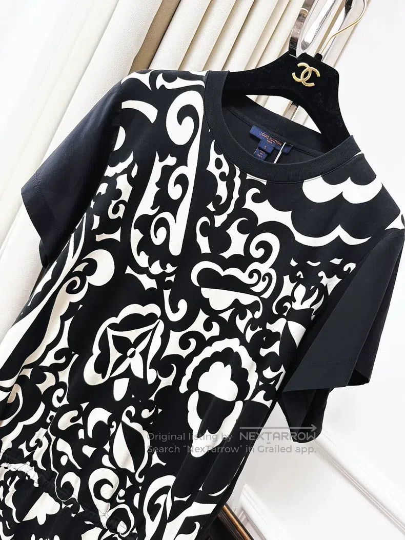 Louis Vuitton Louis Vuitton Black and white multi-element logo printed c Size S / US 4 / IT 40 - 7 Thumbnail