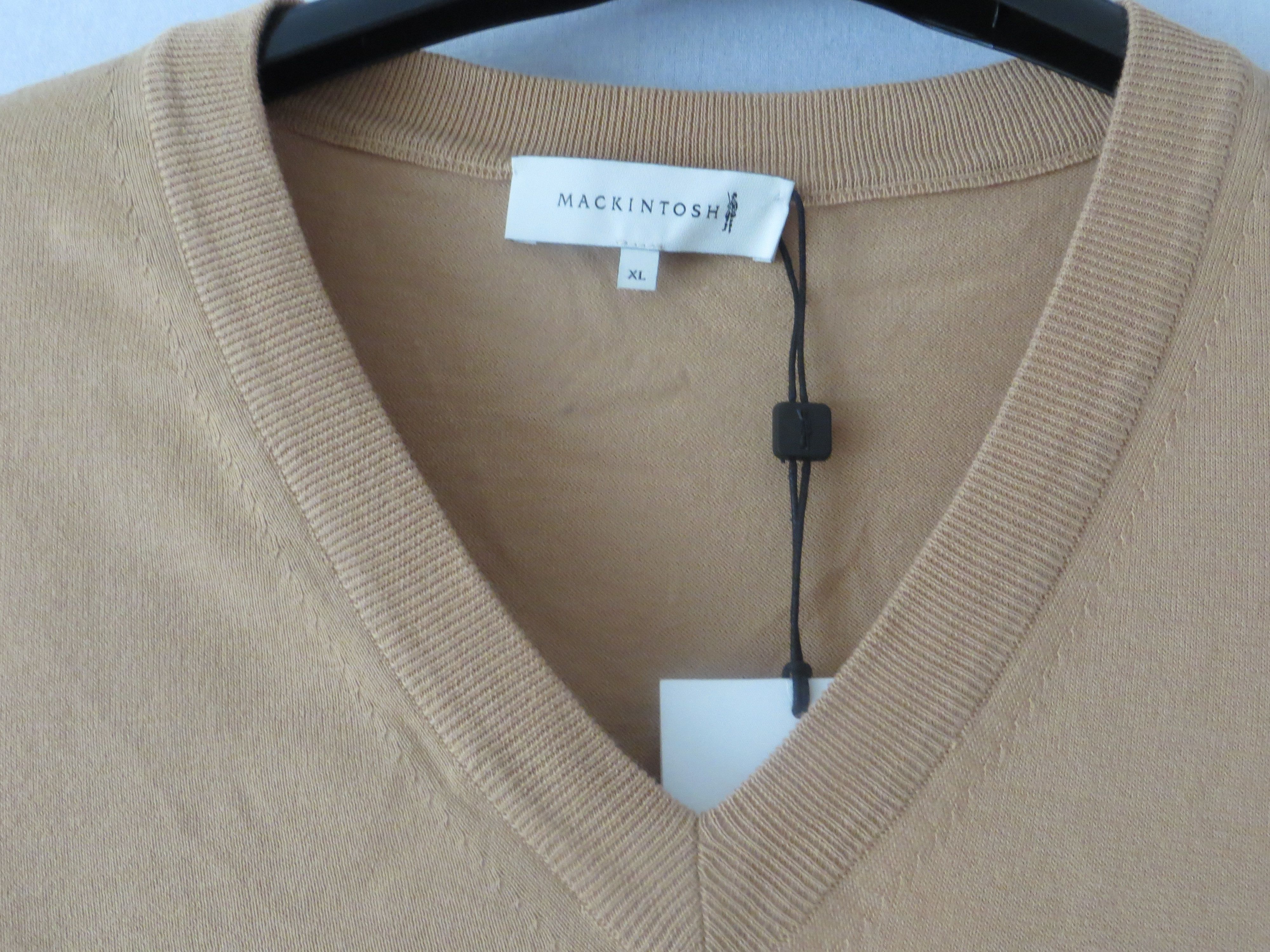 Mackintosh V NECK PULLOVER Size US XL / EU 56 / 4 - 4 Thumbnail