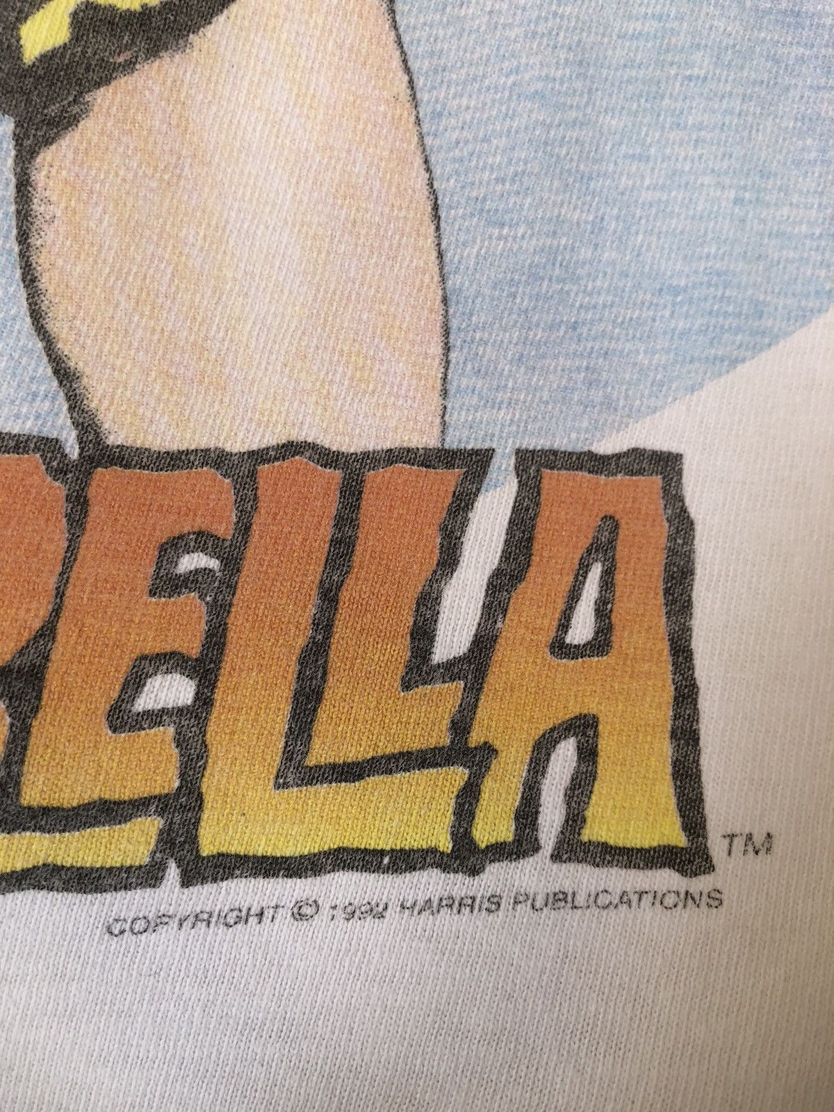 Expert Horror Vintage 90s VAMPIRELLA Horror Movie Rare Tee Size US XL / EU 56 / 4 - 5 Thumbnail