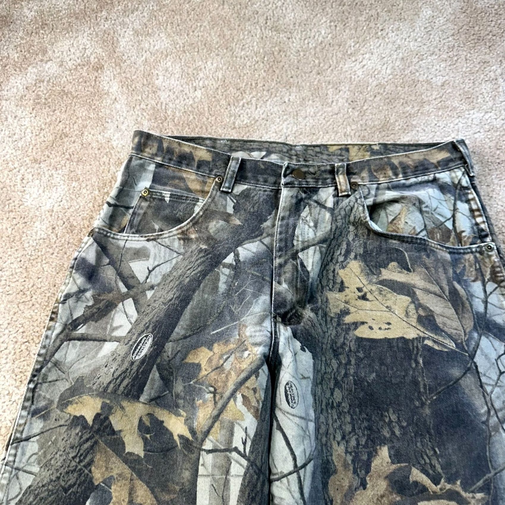 Wrangler VINTAGE Wrangler Jeans Men's 32x30 Realtree Hardwood Camouflage Shirt? Size US 32 / EU 48 - 3 Thumbnail
