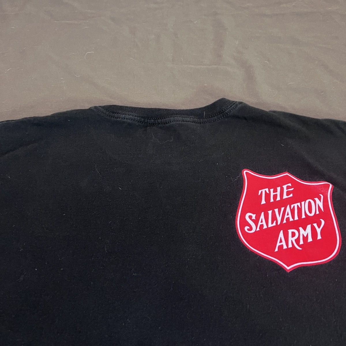 Vintage Vintage Y2K The Salvation Army Jesus God Holy Bible Tee Size US L / EU 52-54 / 3 - 6 Thumbnail