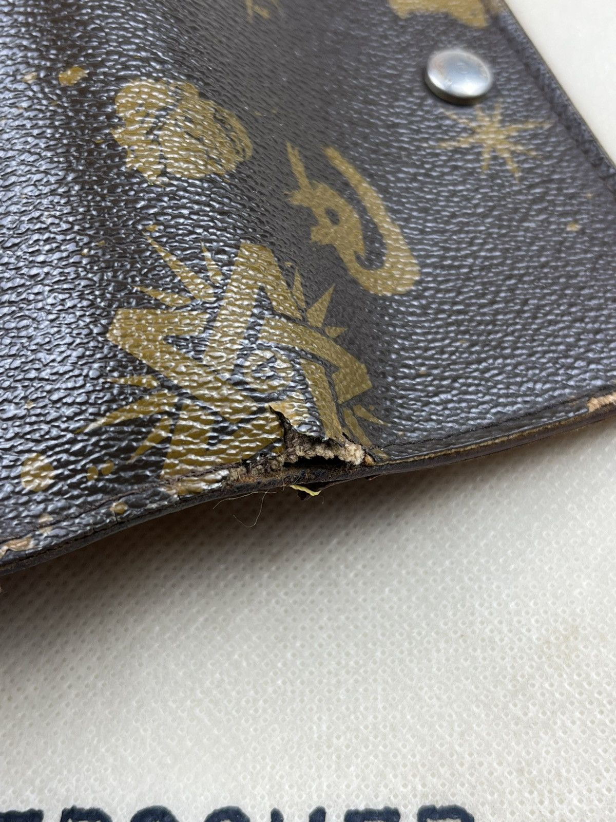 Undercover SS01 Undercover Louis Vuitton Rip Monogram Leather Wallet Size ONE SIZE - 8 Thumbnail