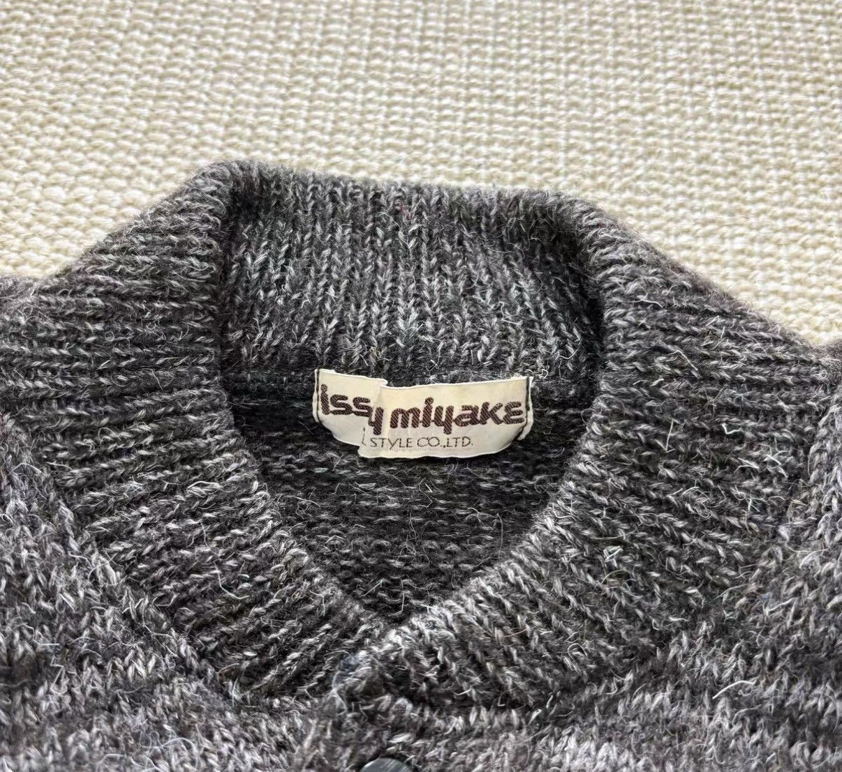 Issey Miyake Issey Miyake Original Asymmetric Draped Knit Sweater J29 Size US M / EU 48-50 / 2 - 3 Thumbnail