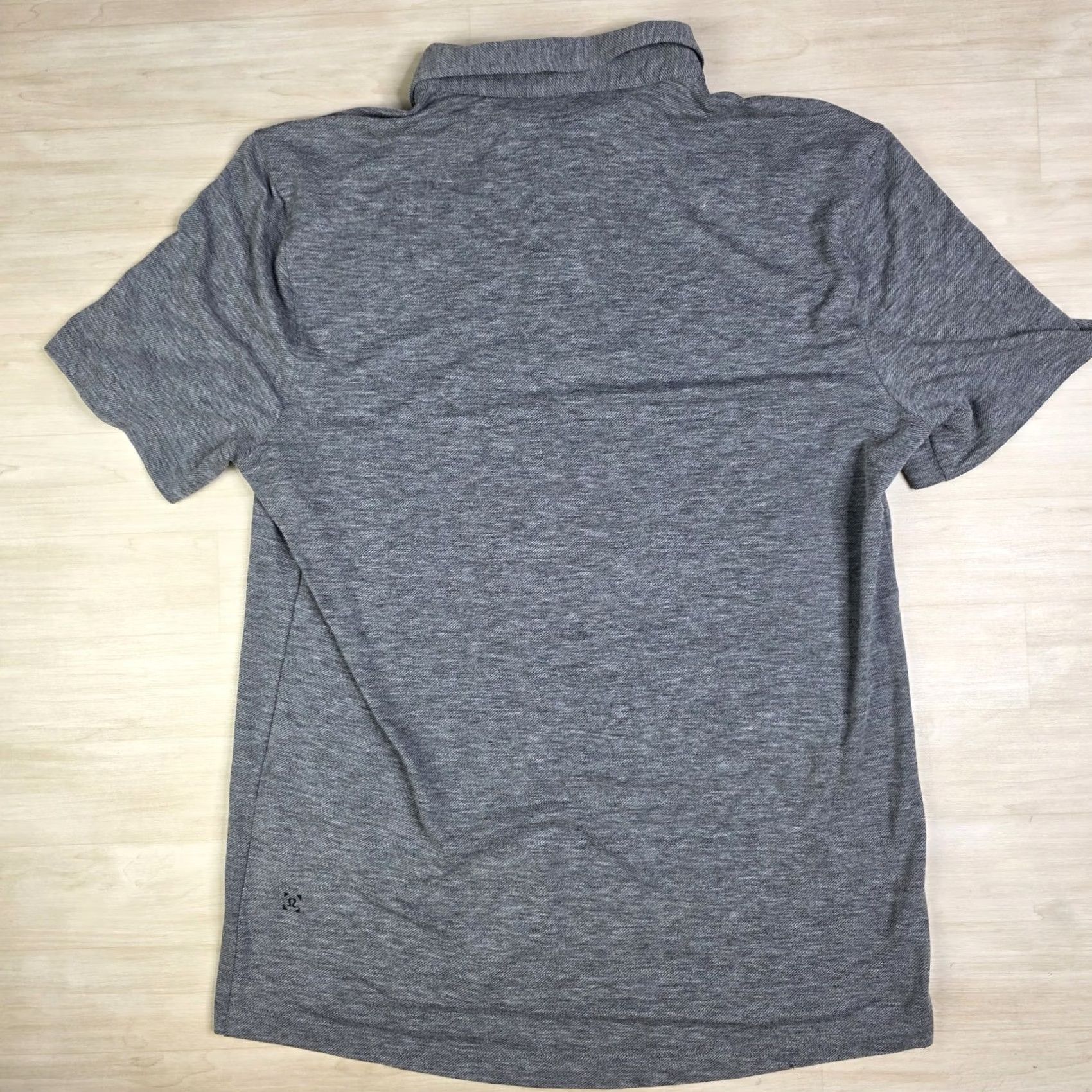 Lululemon Lululemon Performance Polo Men's Large Gray Knit Tech Short Sleeve Golf Size US L / EU 52-54 / 3 - 2 Thumbnail