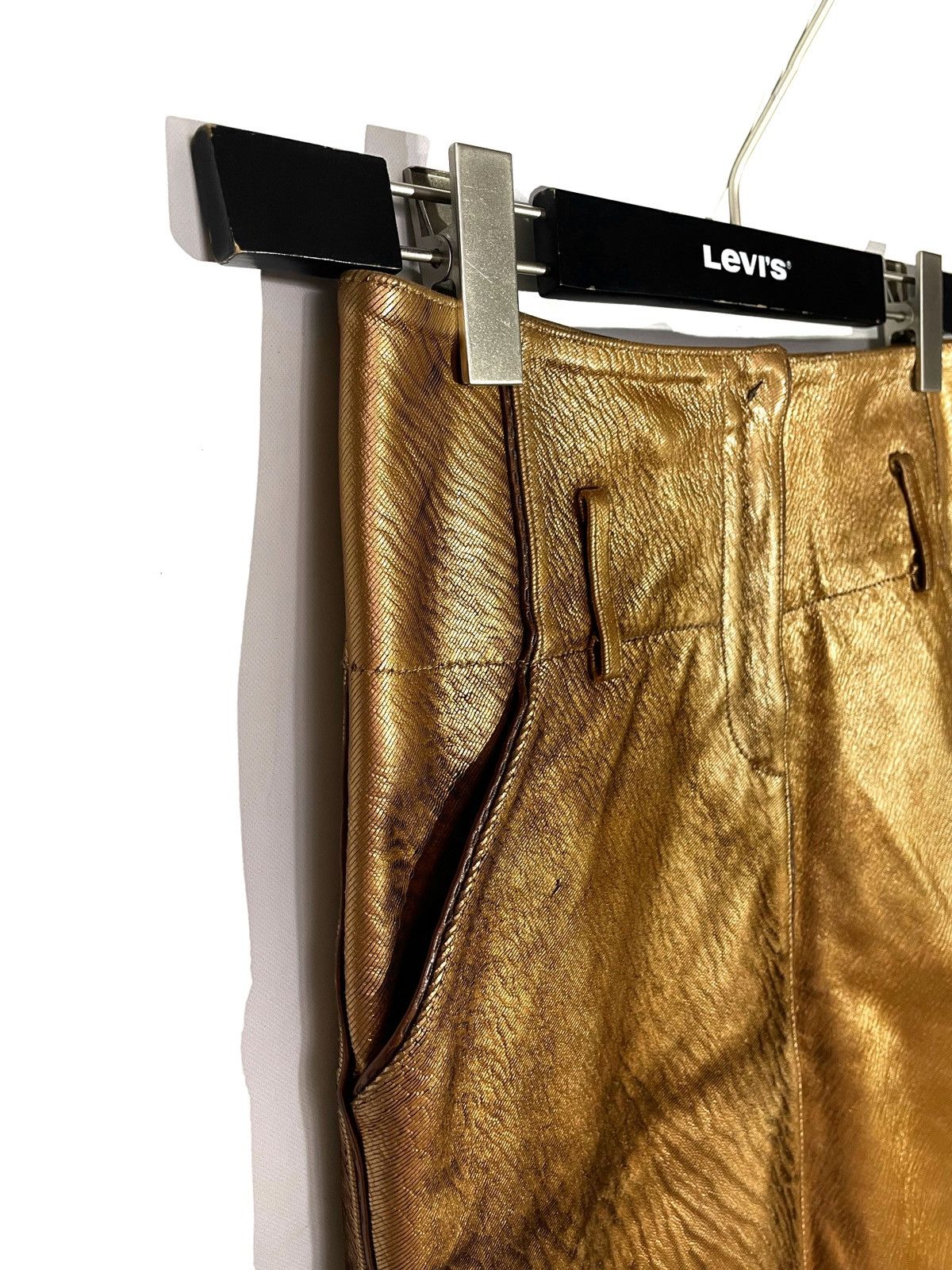 Fendi Fendi Gold Leather Skirt Size 40 Made in Italy Luxury Style Size 27" / US 4 / IT 40 - 4 Thumbnail