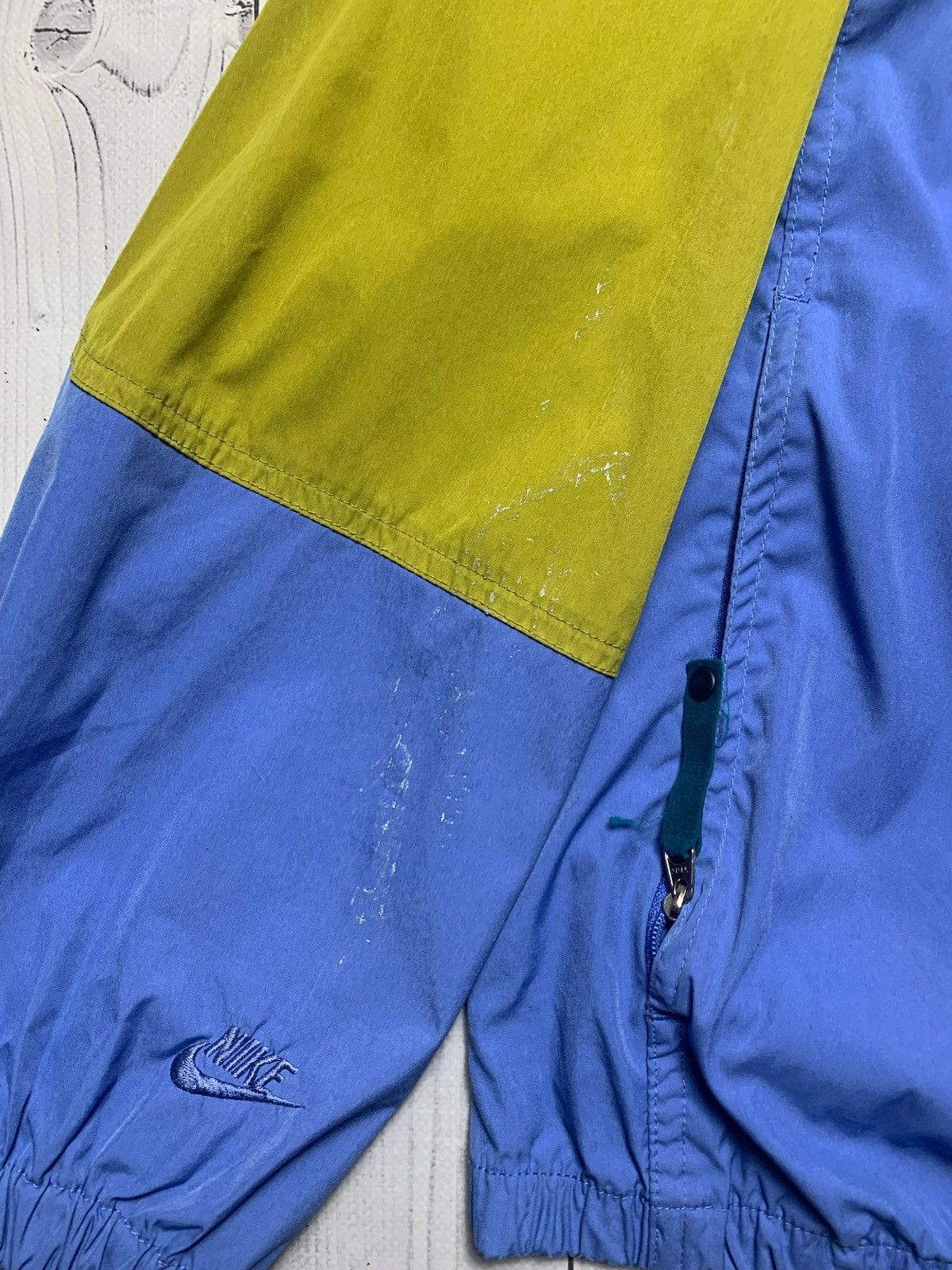 Vintage Vintage Nike ACG light jacket logo rare size M Hong Kong Size US M / EU 48-50 / 2 - 7 Thumbnail