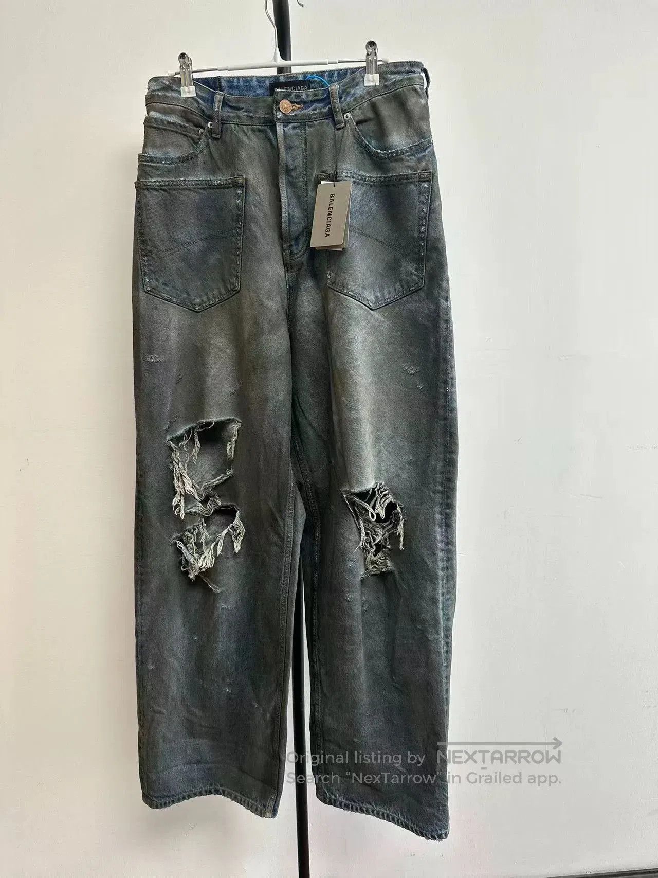 Balenciaga Balenciaga Distressed Denim Zip Side Pockets. Size 22" - 1 Thumbnail