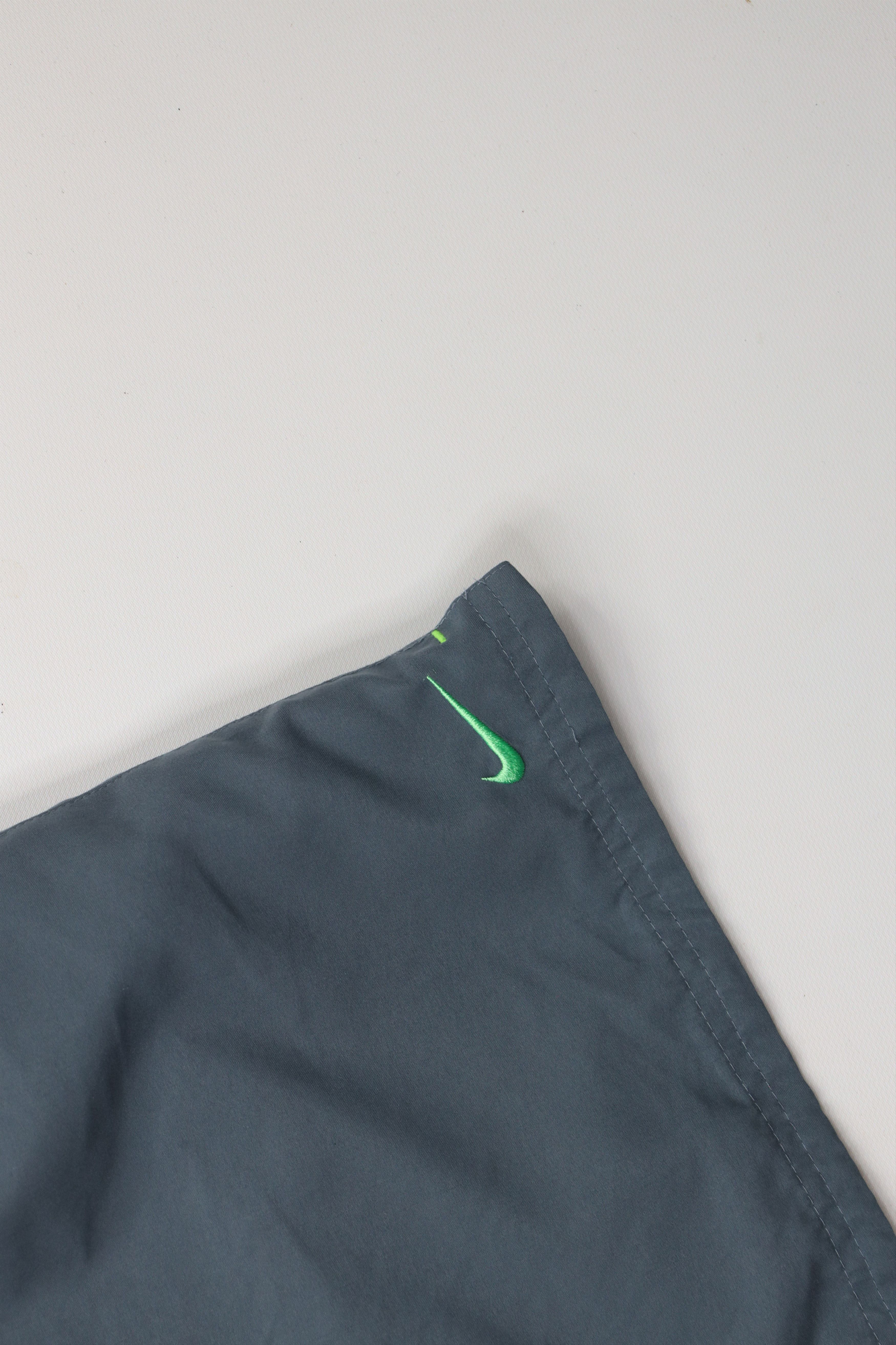 Nike × Vintage Vintage Nike Scott Mini Swoosh Lined Shorts Swim Trunks Gray Size US 36 / EU 52 - 5 Thumbnail