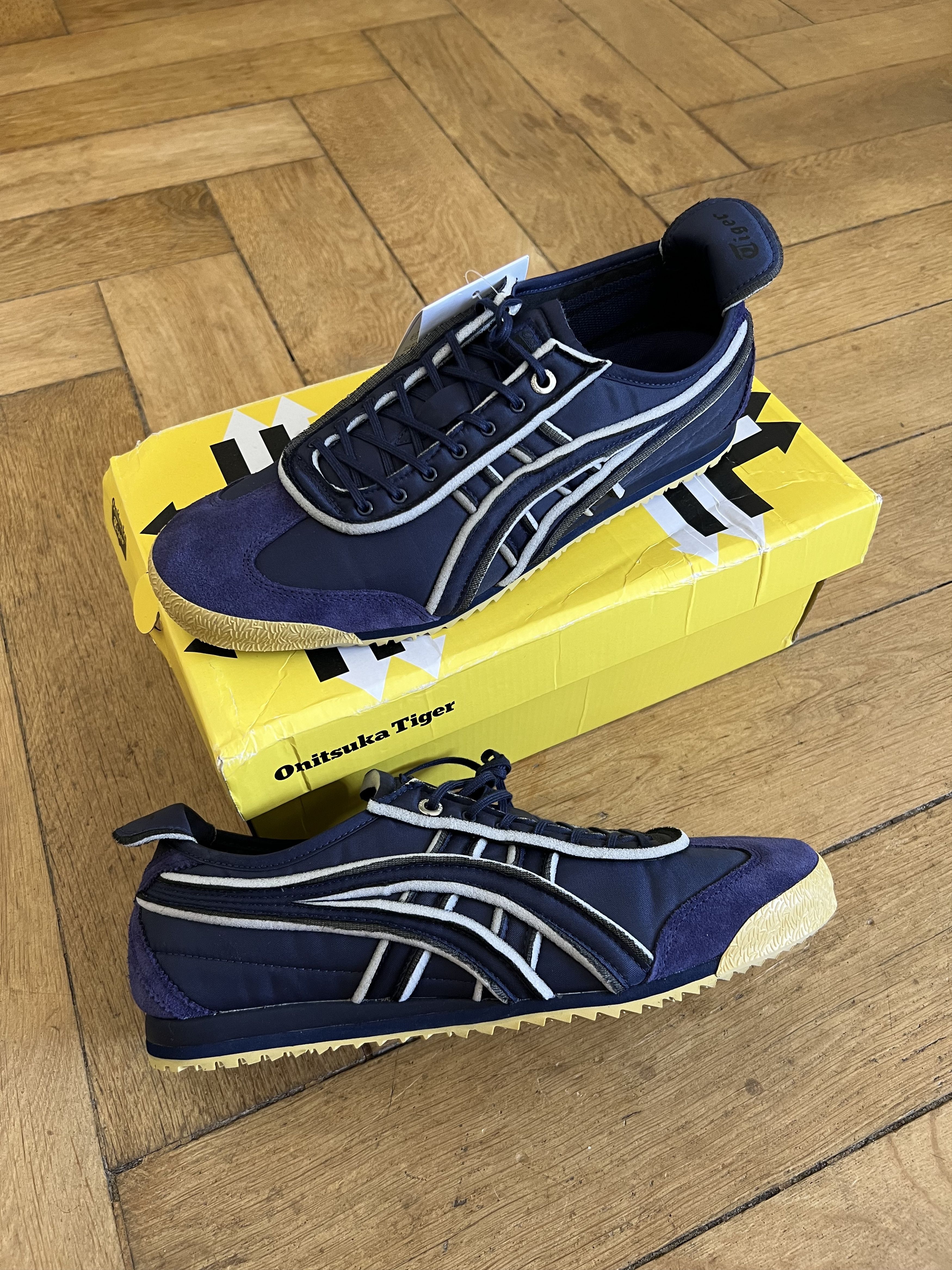Onitsuka Tiger Onitsuka Tiger Mexico 66 SD Peacoat Size US 9 / EU 42 - 2 Thumbnail