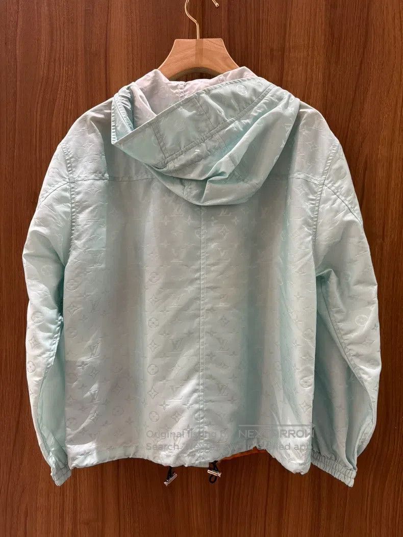 Louis Vuitton Louis Vuitton Little Yellow Duck Co-branded Jacket Size XXS / US 00 / IT 34 - 2 Thumbnail