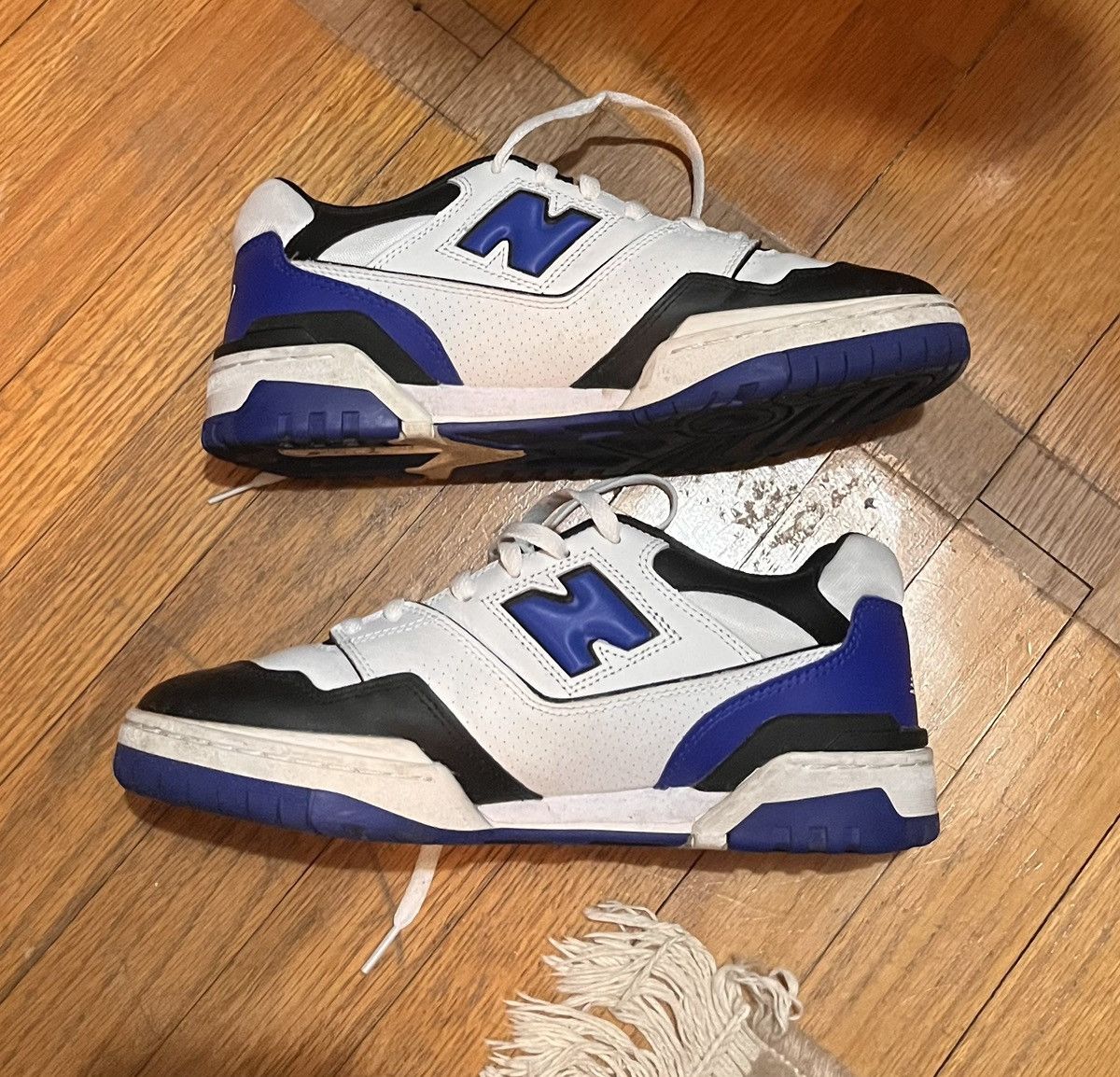 New Balance New Balance 550 White Royal Black Size US 10 / EU 43 - 1 Thumbnail