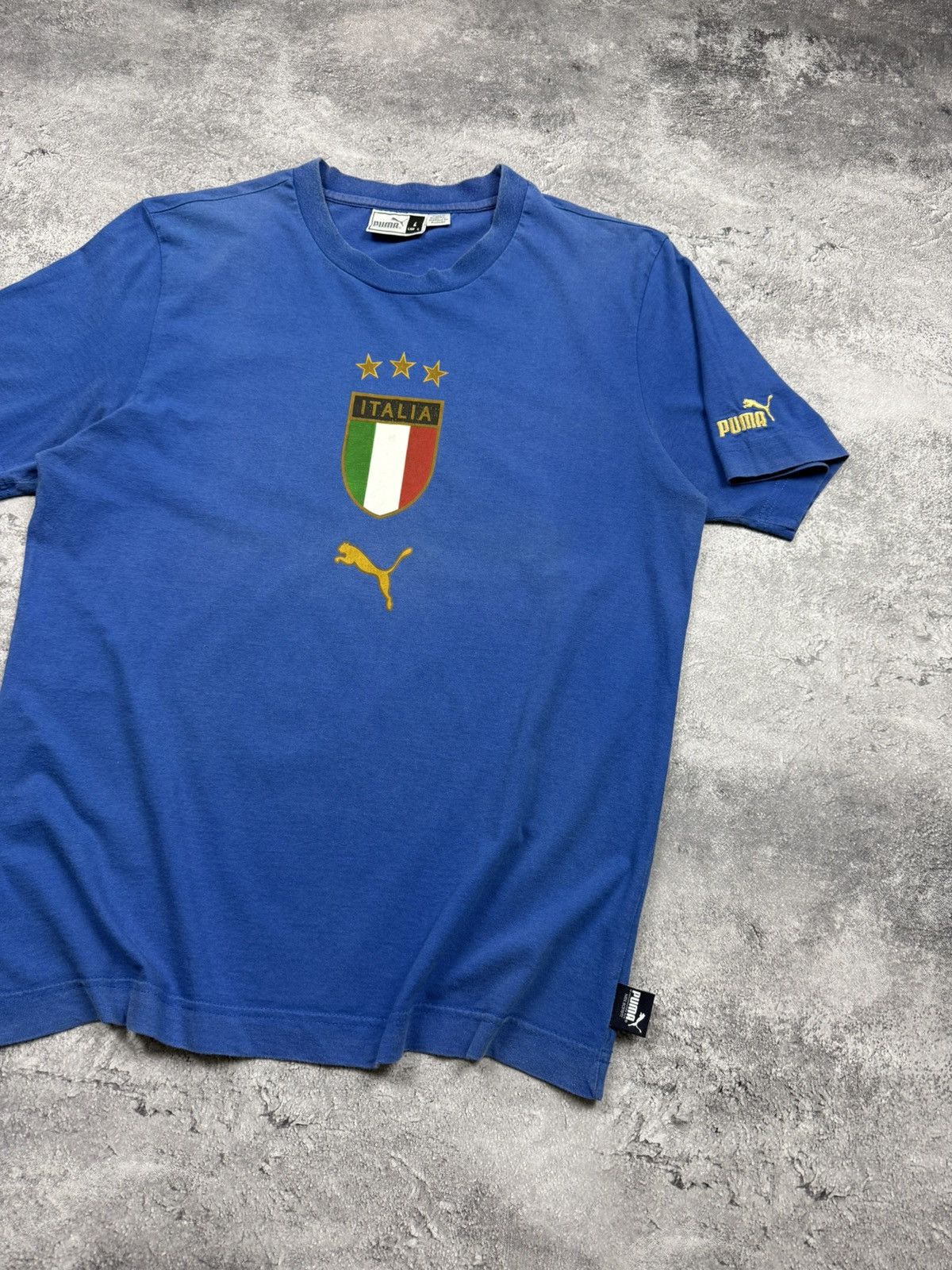 Puma Vintage Puma Italy Soccer Jersey T-Shirt Blue Blokecore Rare Size US L / EU 52-54 / 3 - 4 Thumbnail