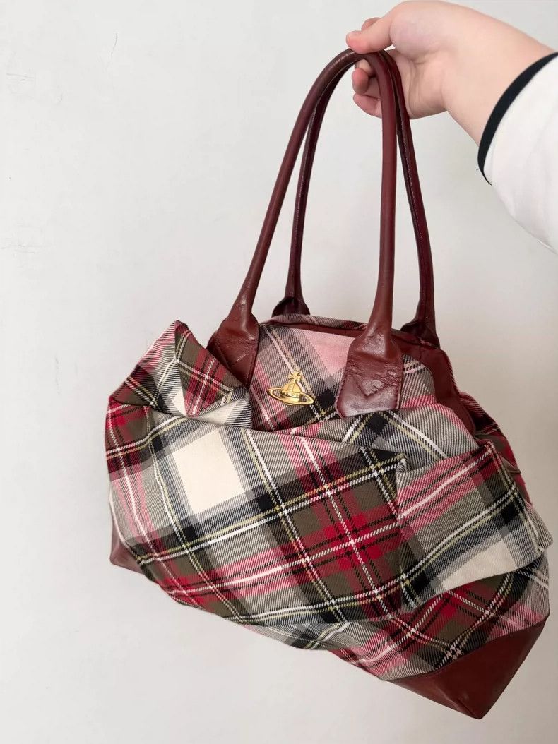 Vivienne Westwood Vivienne Westwood Red and white checkered pattern with fol Size ONE SIZE - 8 Thumbnail
