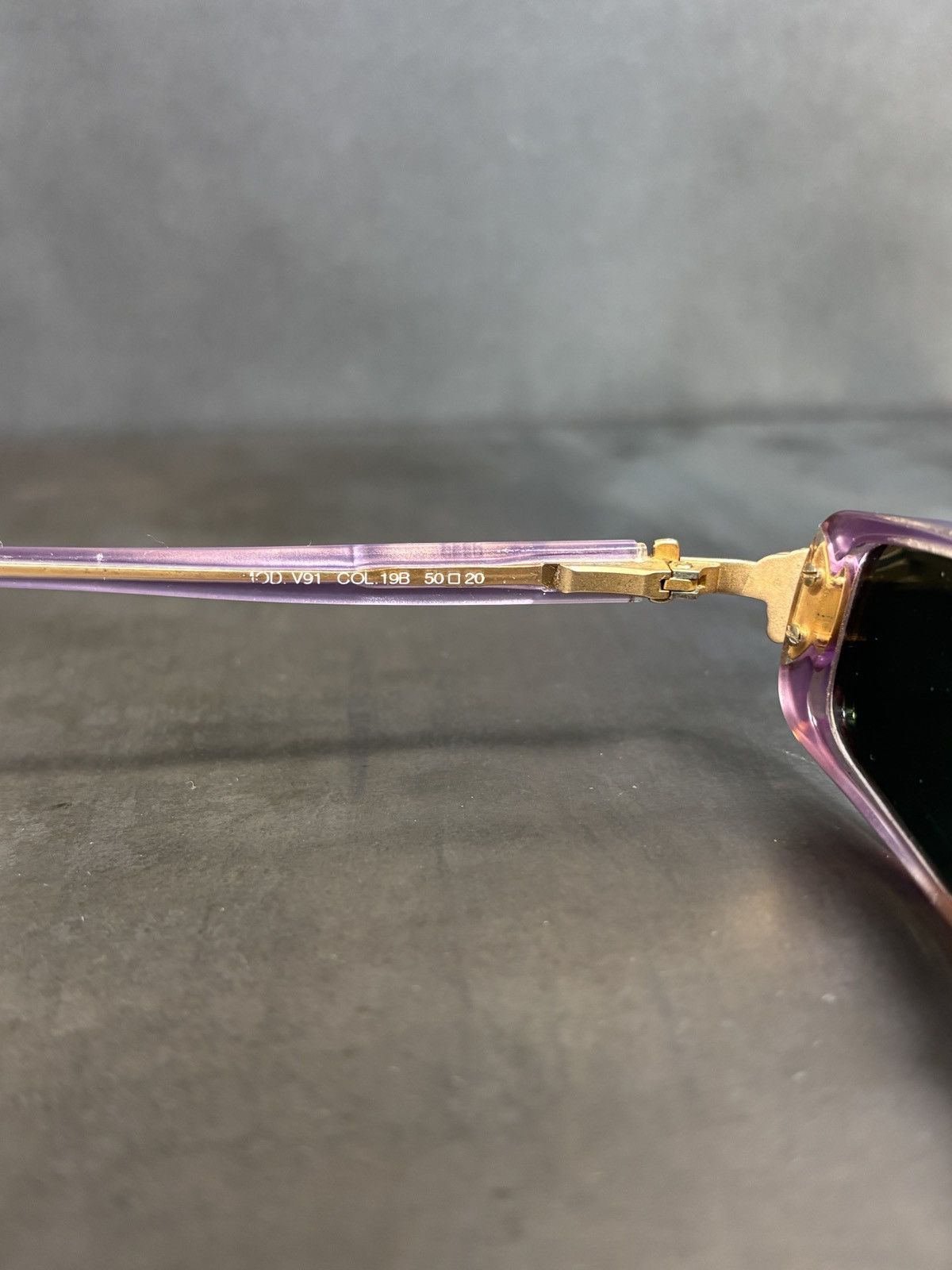 Versace Y2K Vintage Versace Sunglasses Petite Bayonetta 2000s Medusa Size ONE SIZE - 11 Thumbnail