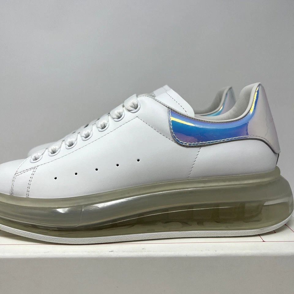 Alexander McQueen o1w1db10925 Oversized Transparent Sole Sneaker in White Size US 7 / IT 37 - 4 Thumbnail