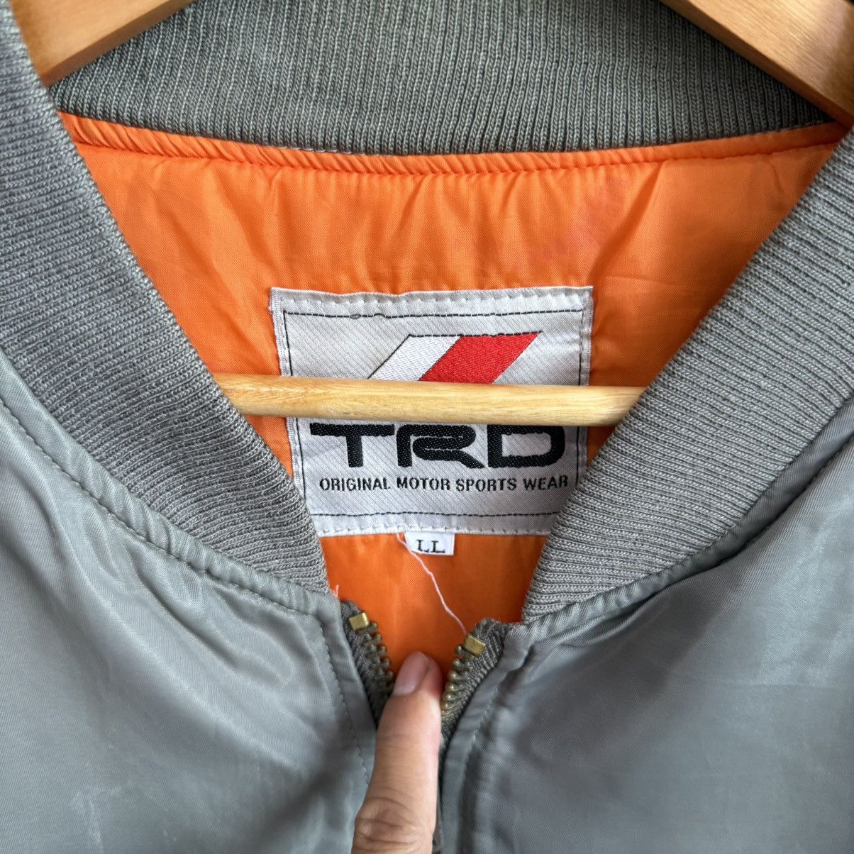 Vintage Vintage Toyota TRD Racing Development Bomber Jacket MA-1 Size US XL / EU 56 / 4 - 4 Thumbnail
